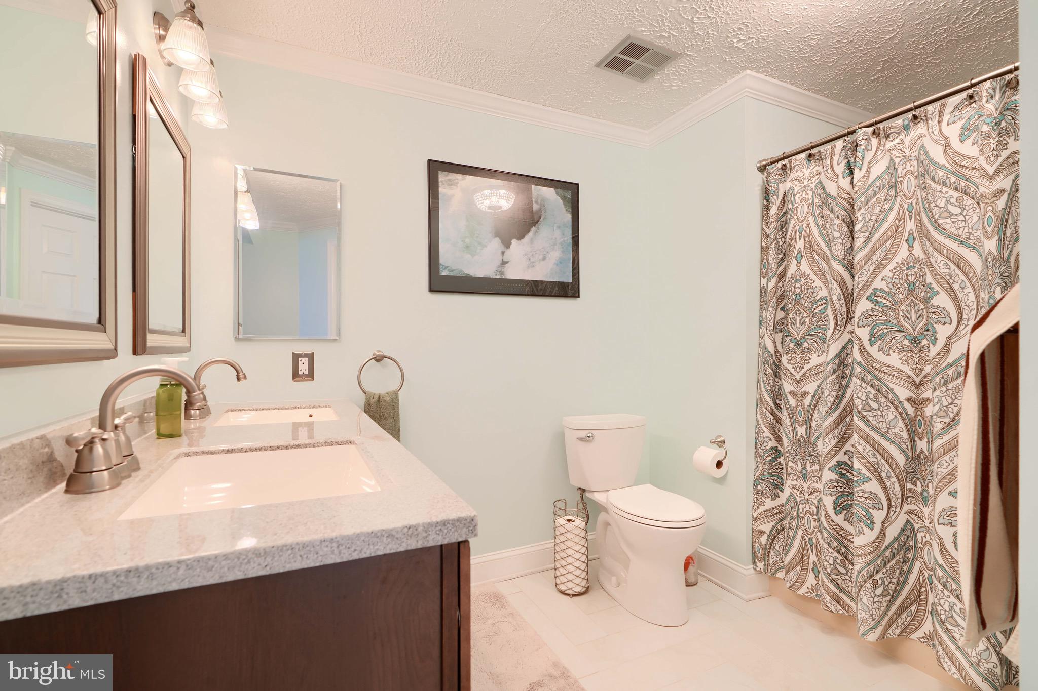 OAKHURST - Residential