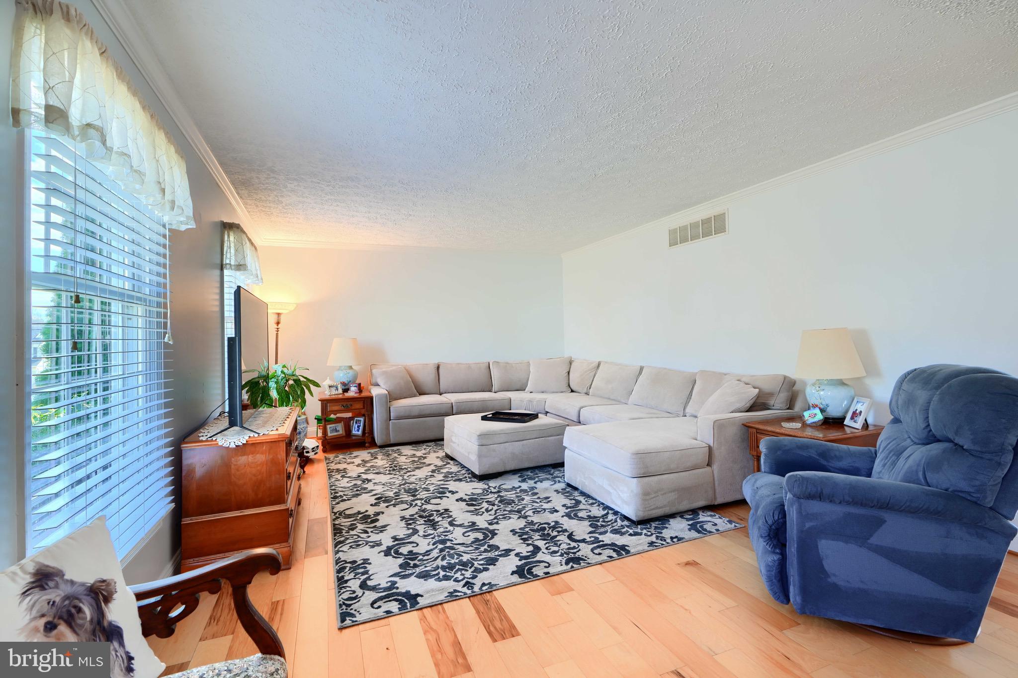 OAKHURST - Residential