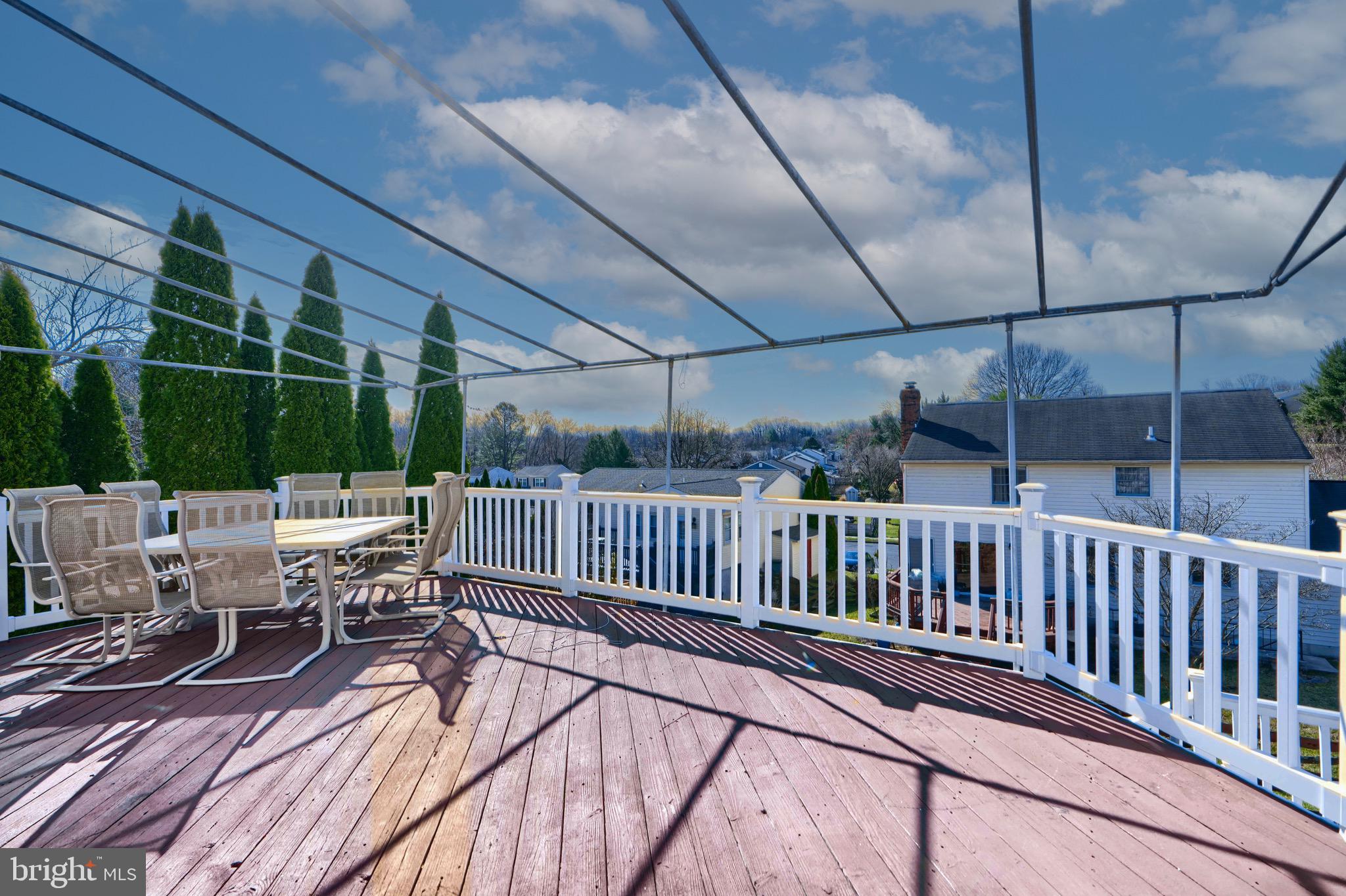 OAKHURST - Residential