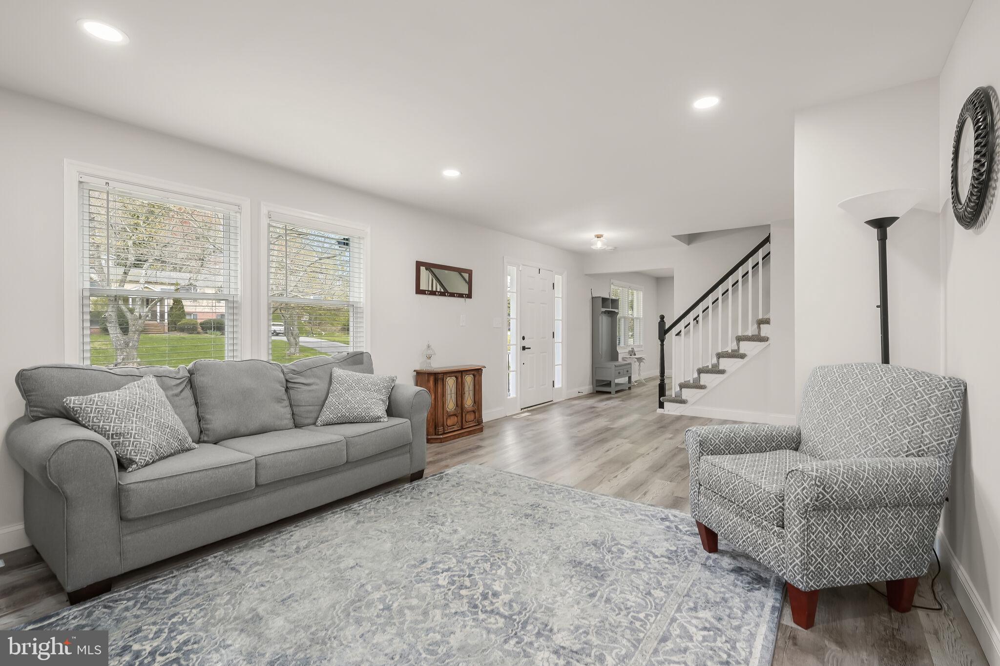 MOUNT HEBRON - Residential