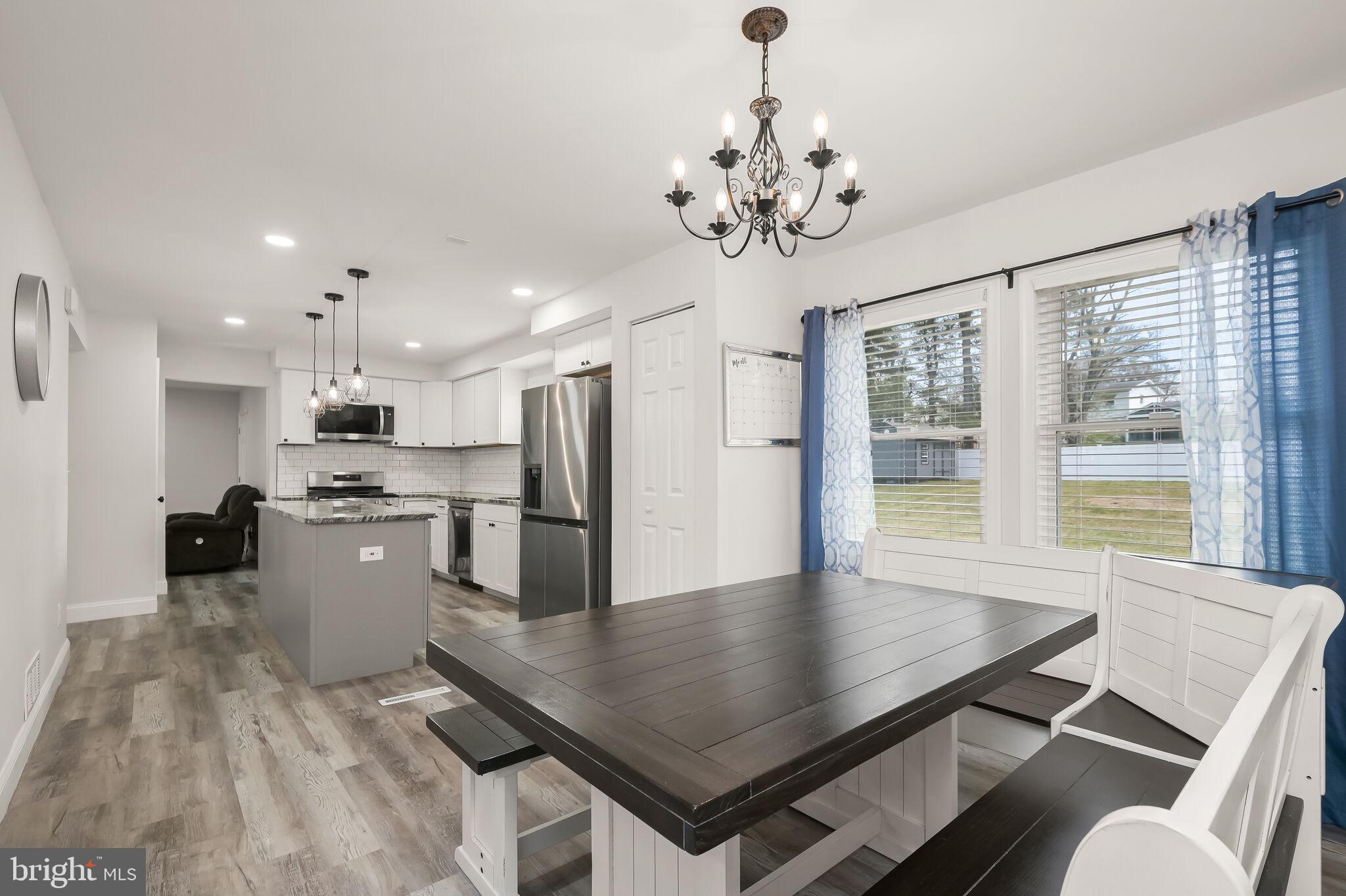 MOUNT HEBRON - Residential