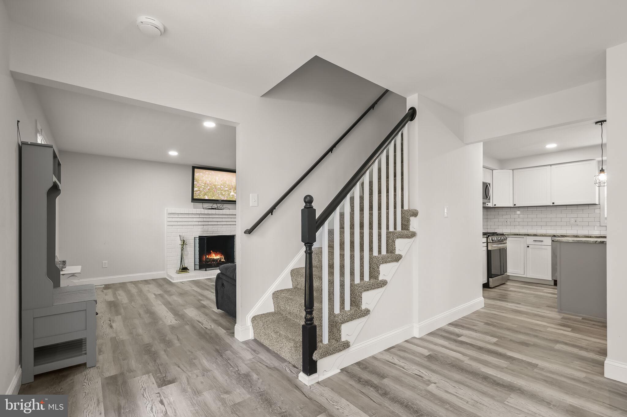 MOUNT HEBRON - Residential