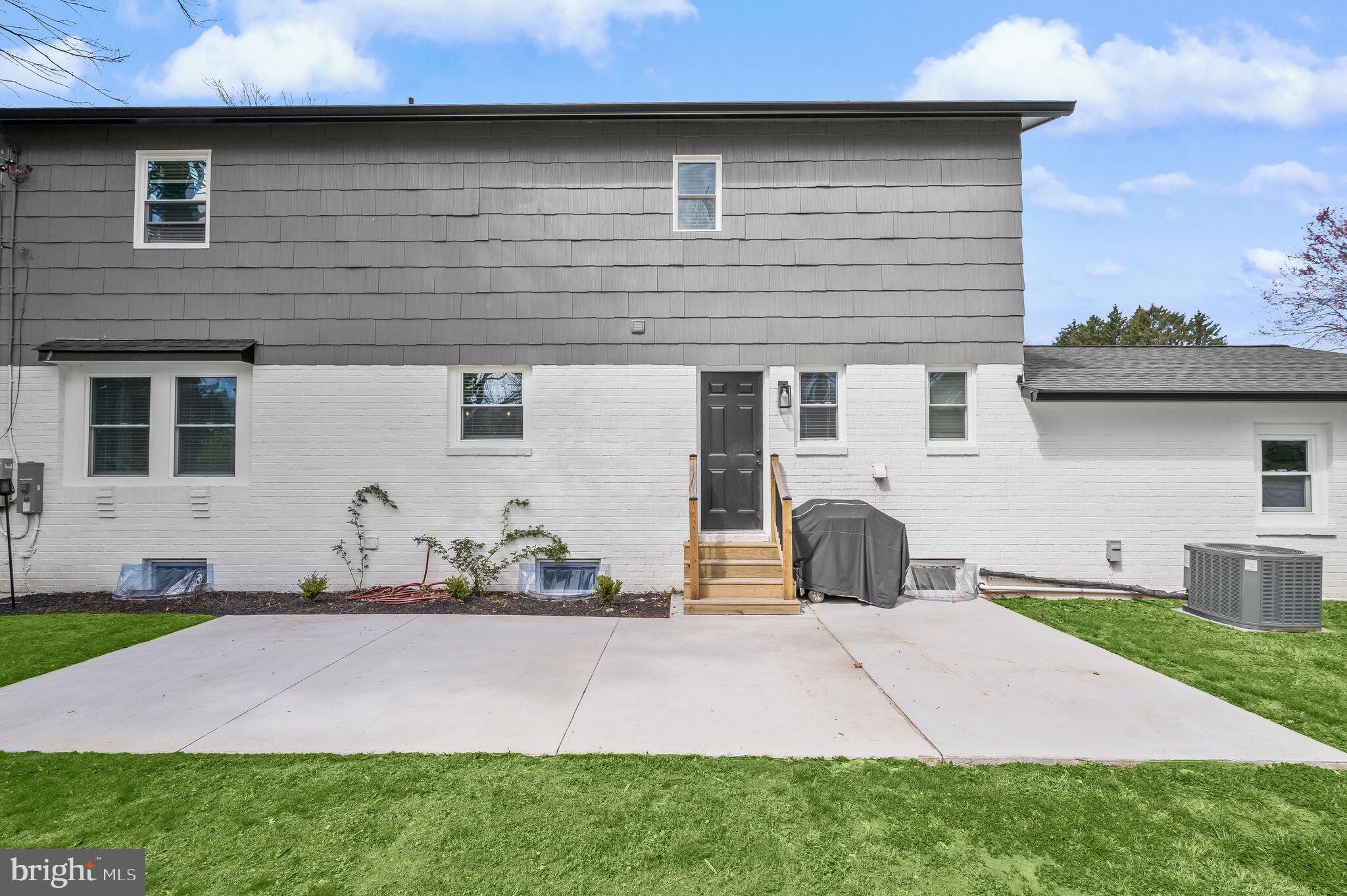 MOUNT HEBRON - Residential