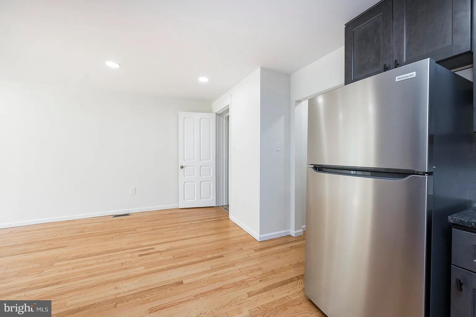 554 MAIN STREET APT 5