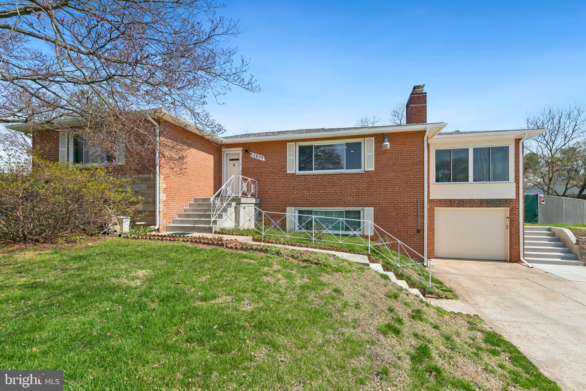 MEADOWOOD - Residential