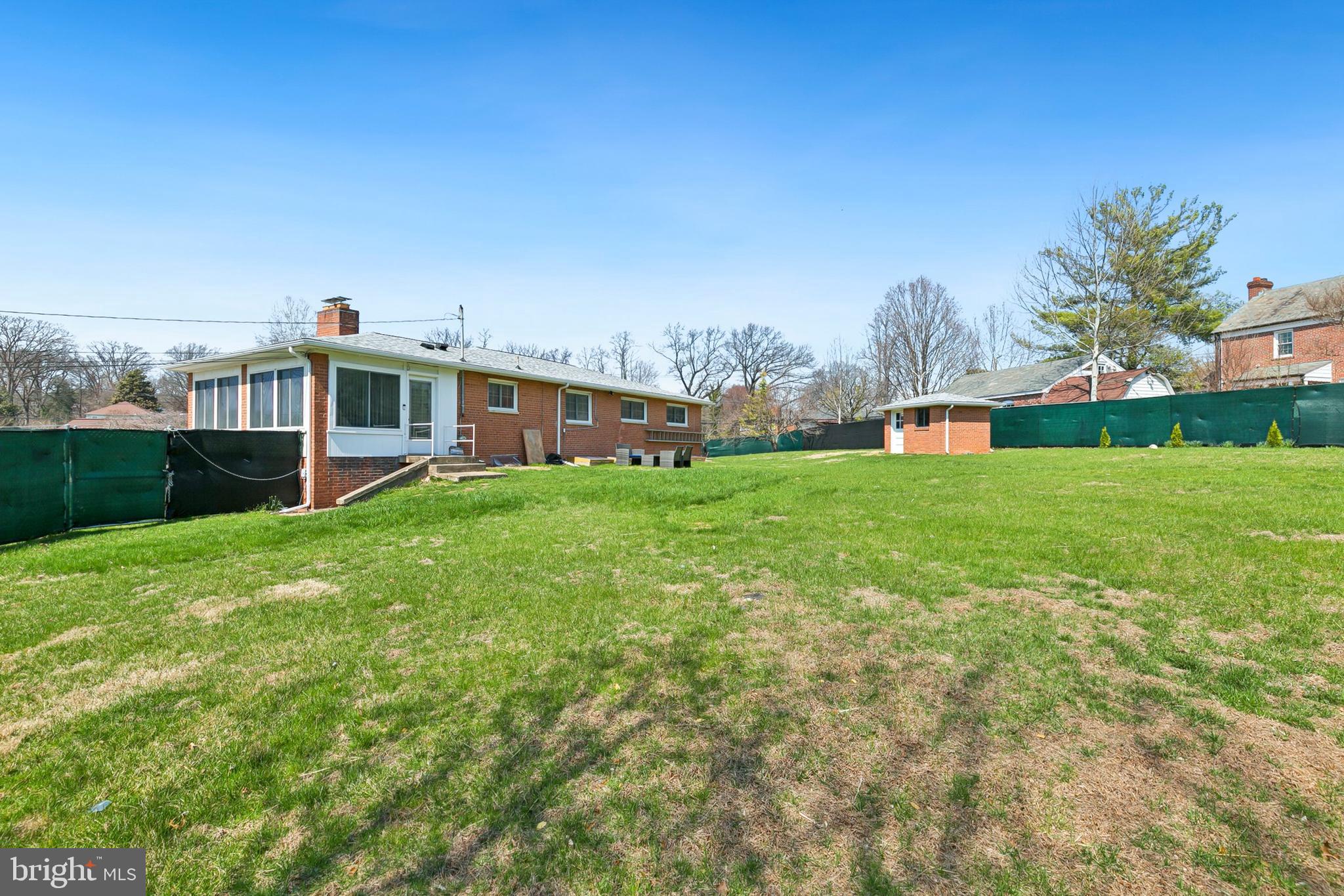 MEADOWOOD - Residential