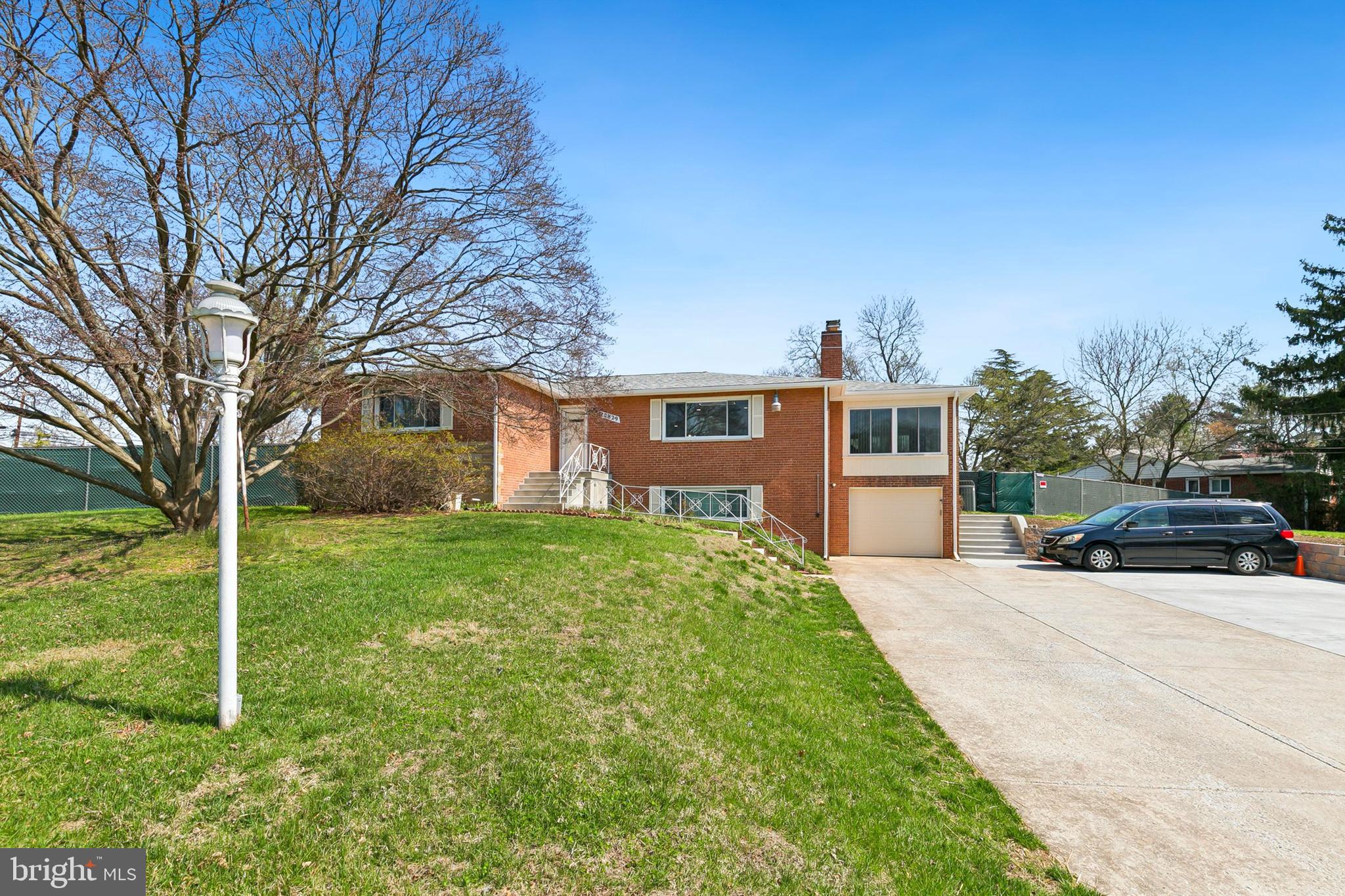 MEADOWOOD - Residential