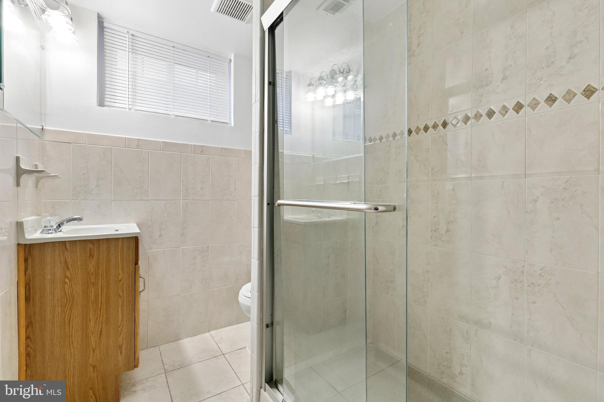 MEADOWOOD - Residential