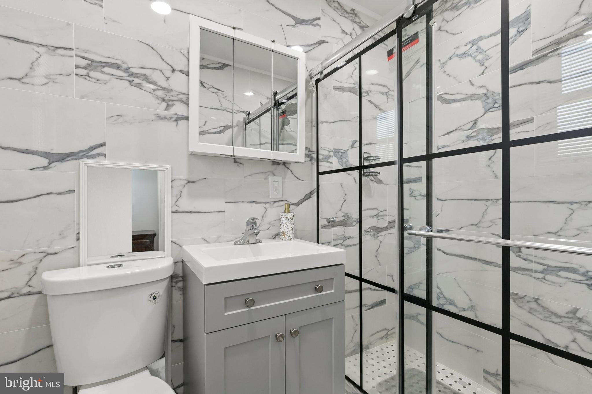 MEADOWOOD - Residential