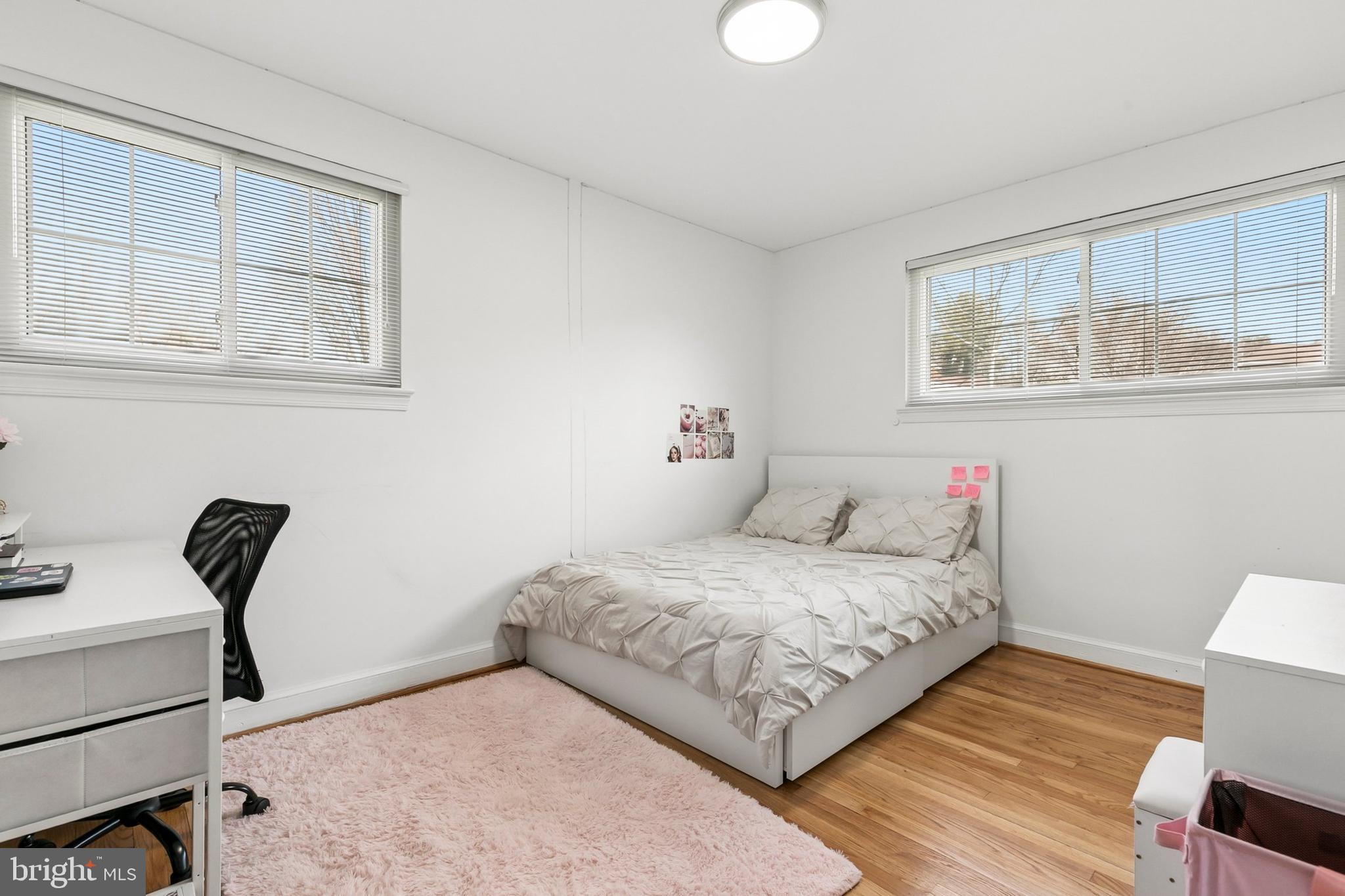 MEADOWOOD - Residential