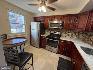 VALLEY GLEN - Residential