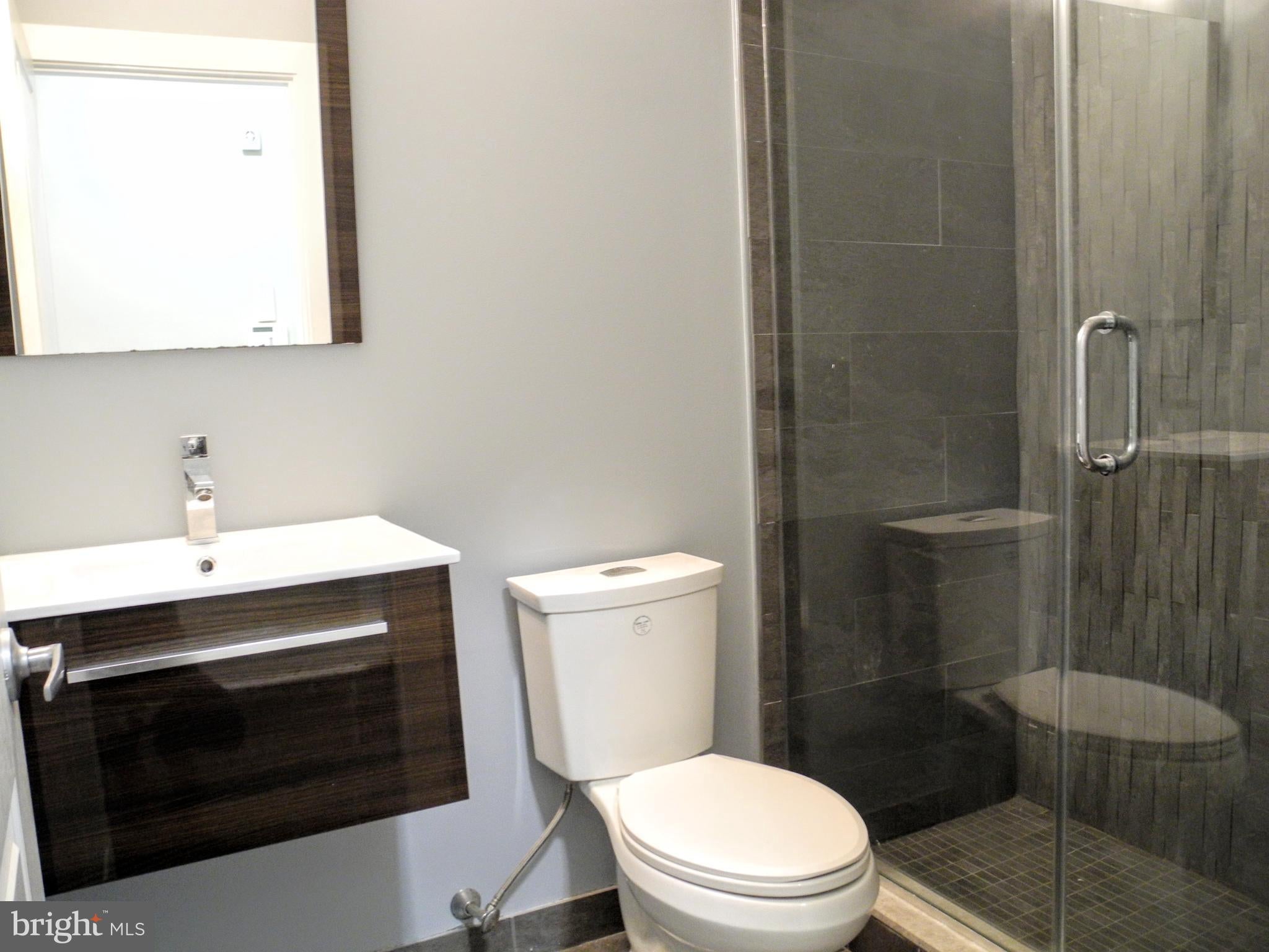 2012 W GIRARD AVENUE UNIT 7B
