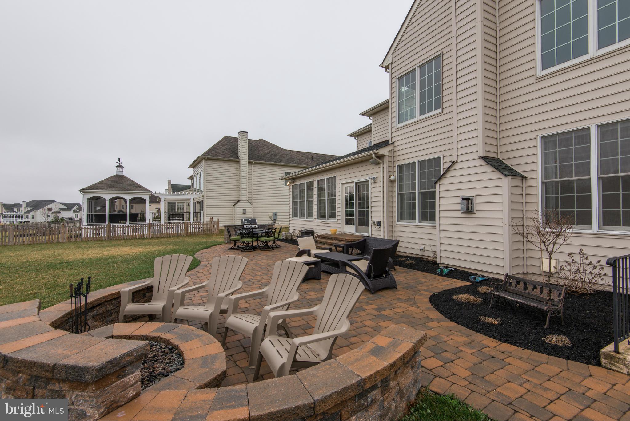 CEDAR HUNT - Residential