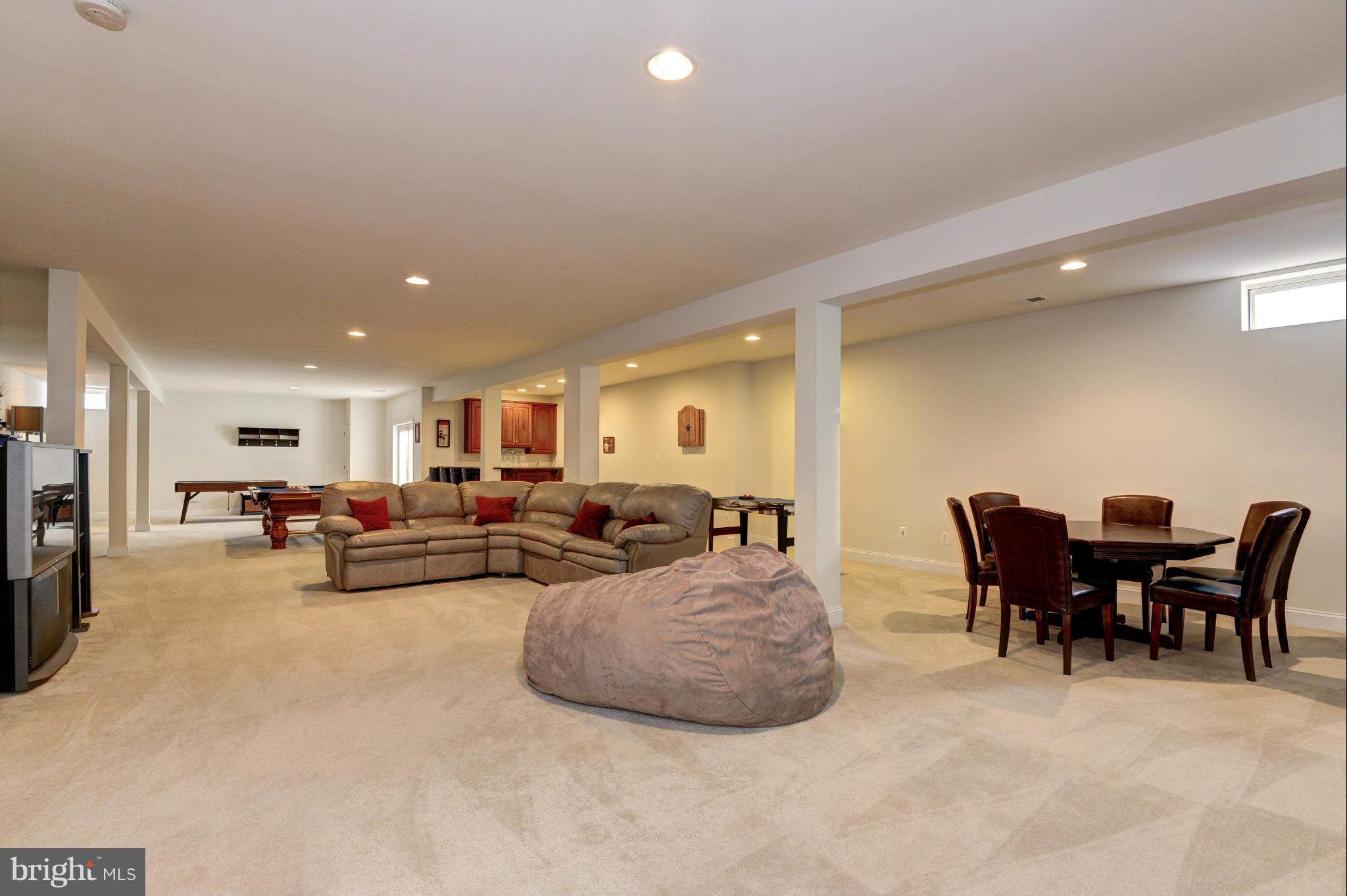 CEDAR HUNT - Residential