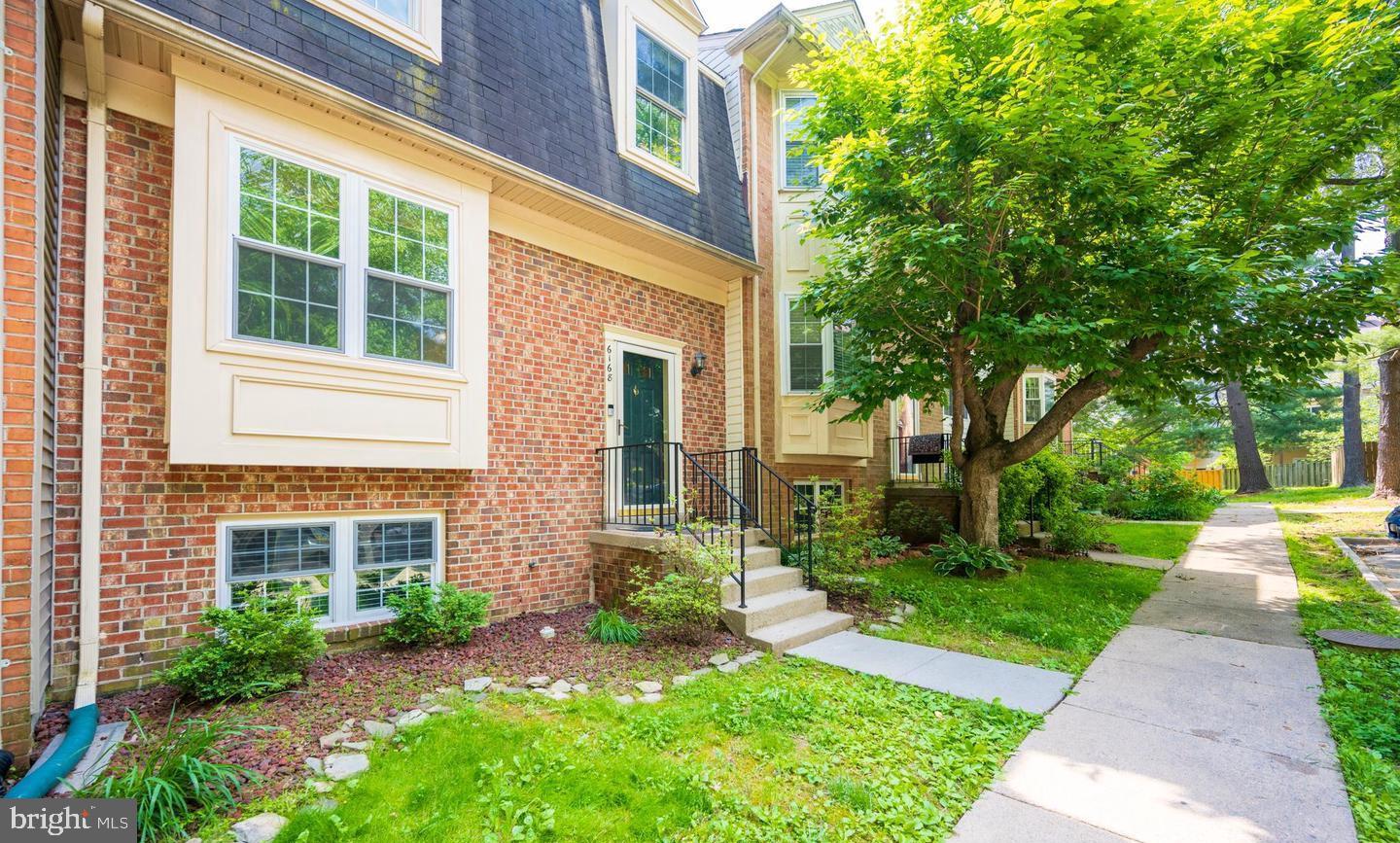 6168 FOREST CREEK COURT