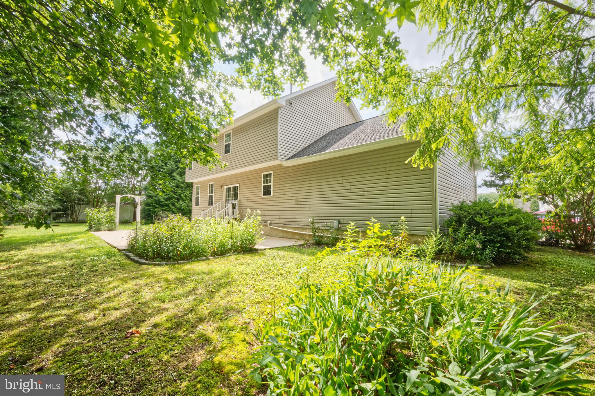 573 N ERIN AVENUE