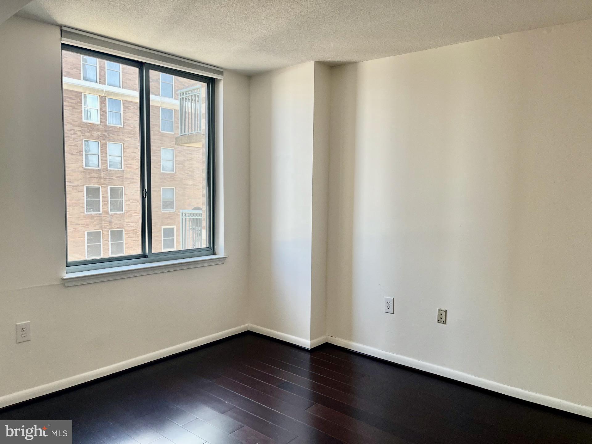 CONTINENTAL - Residential Lease