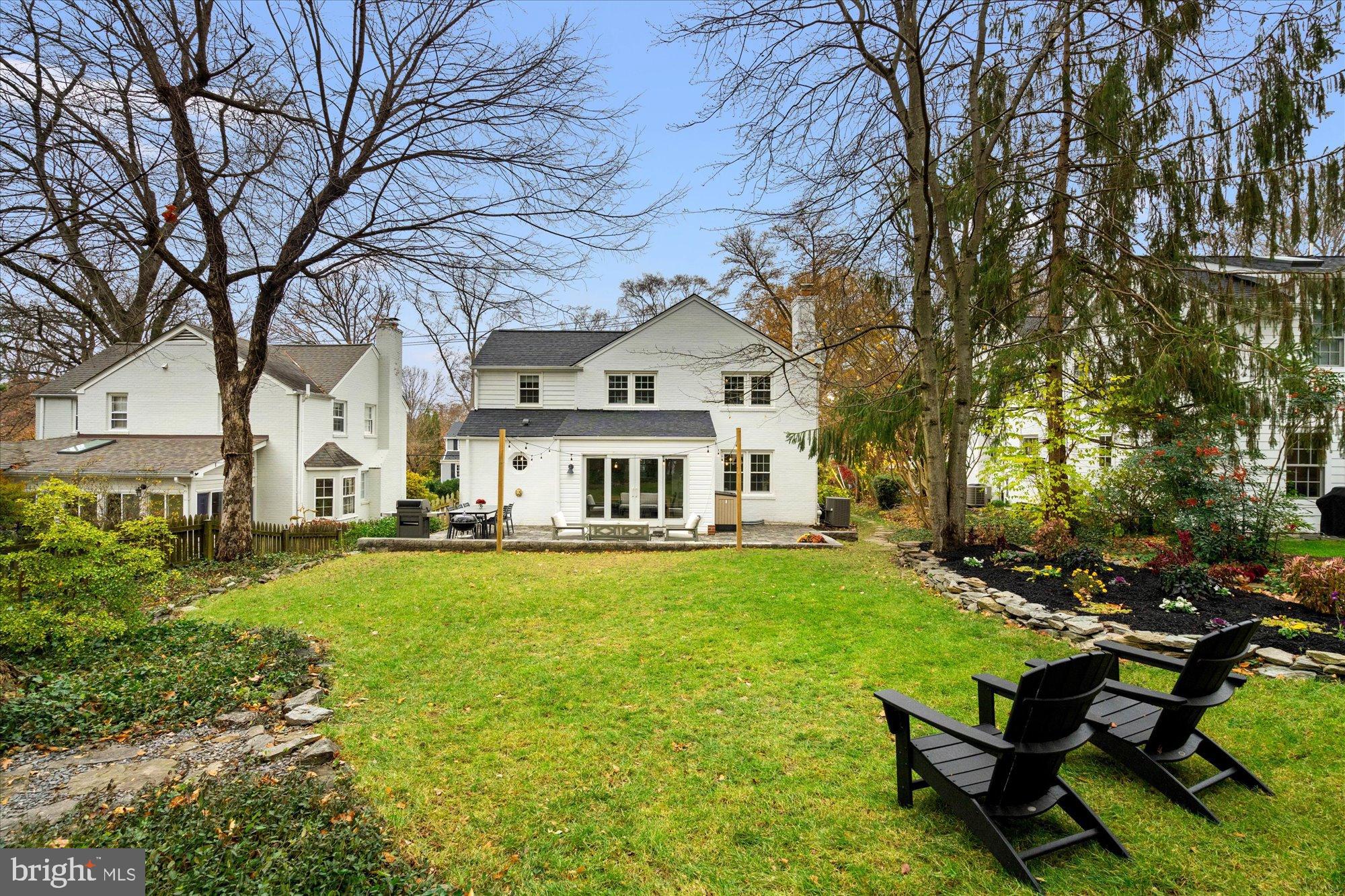 WOODACRES - Residential