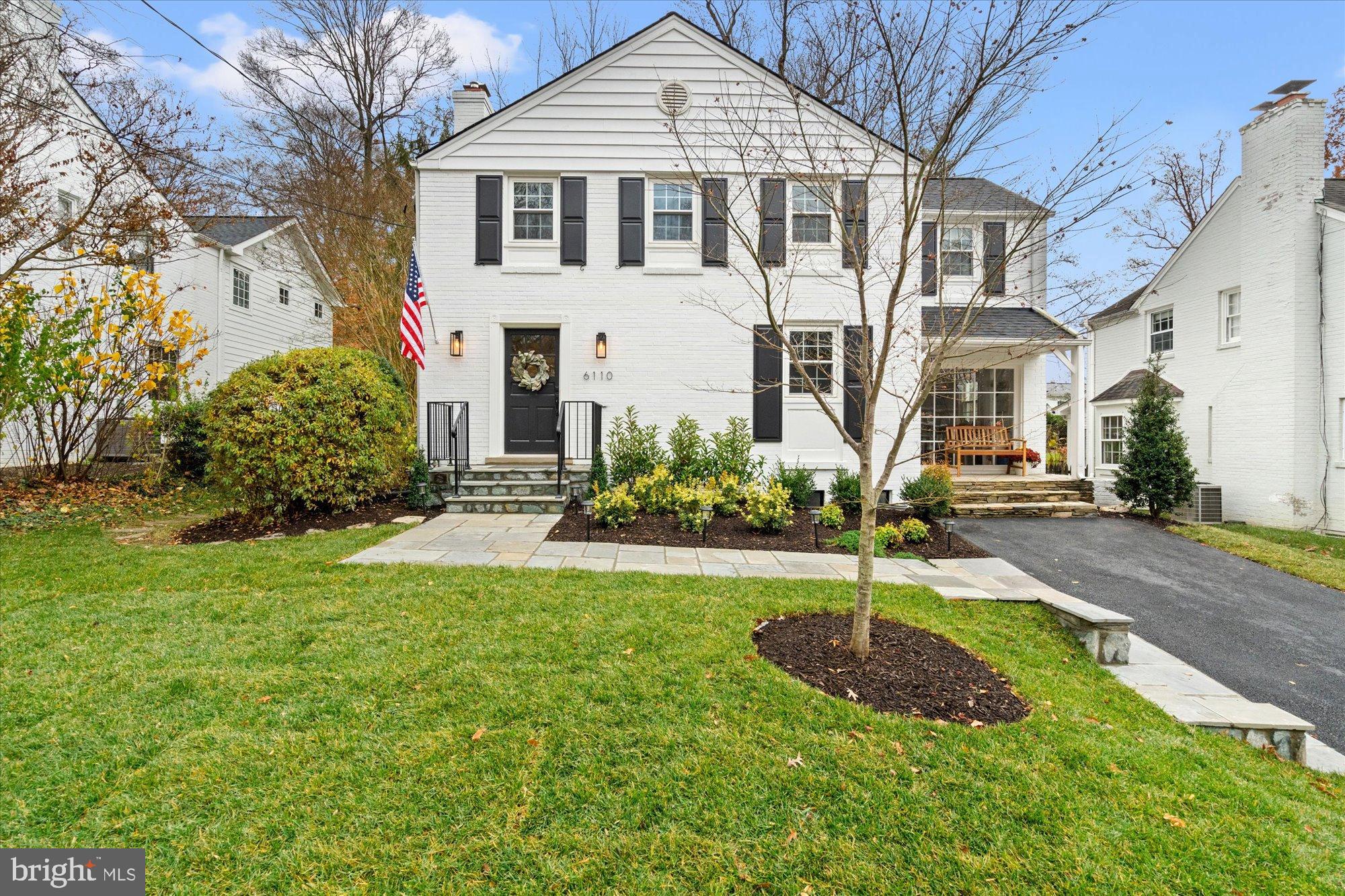 WOODACRES - Residential