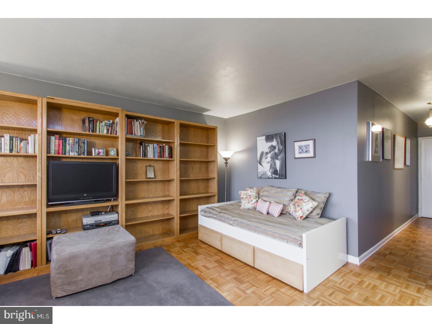 FAIRMOUNT - Residential