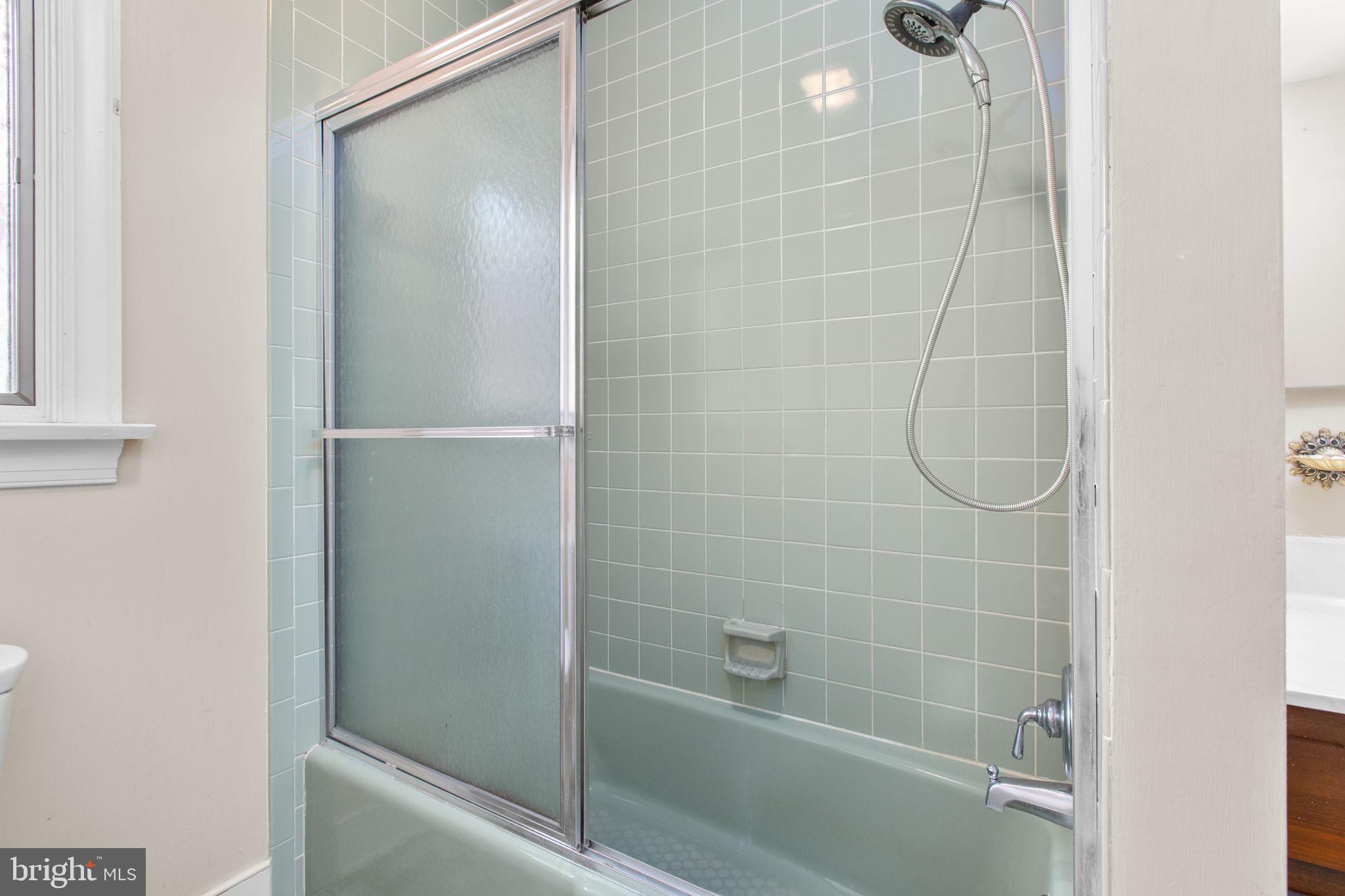 LITTLE CREEK - Residential