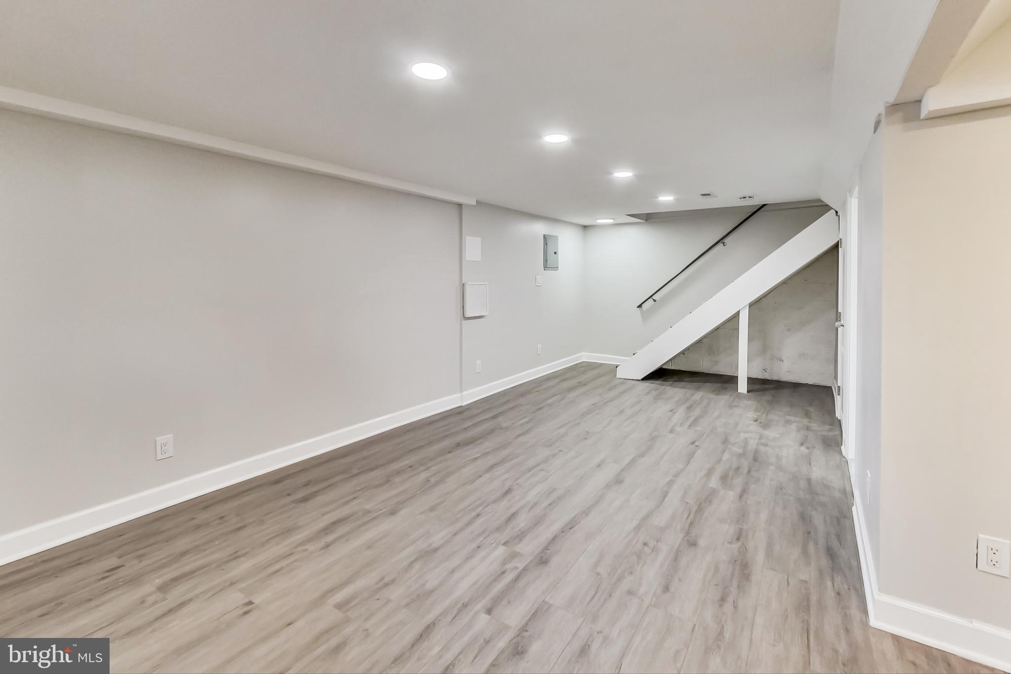 HIGHLAND GARDENS - Residential