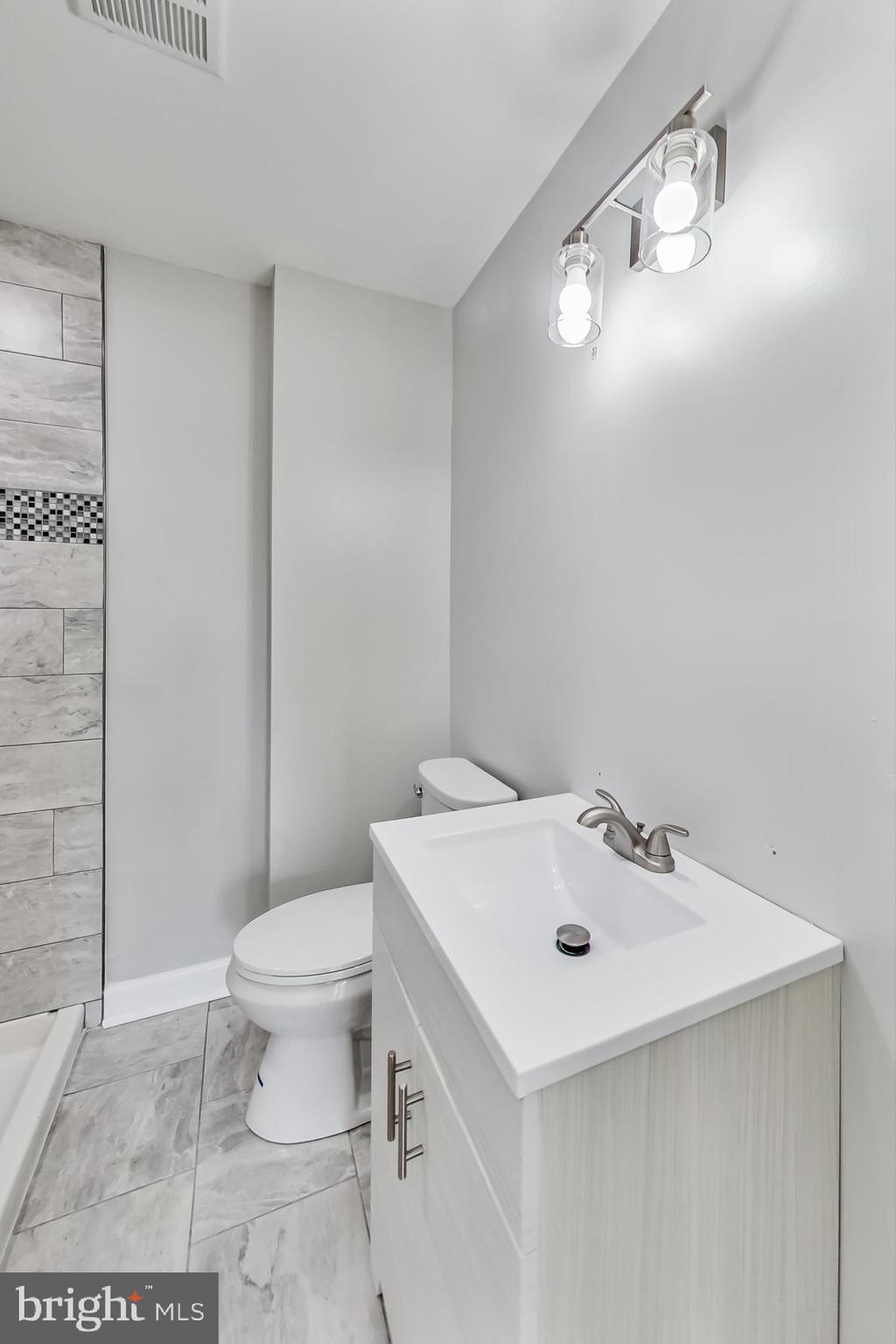 HIGHLAND GARDENS - Residential