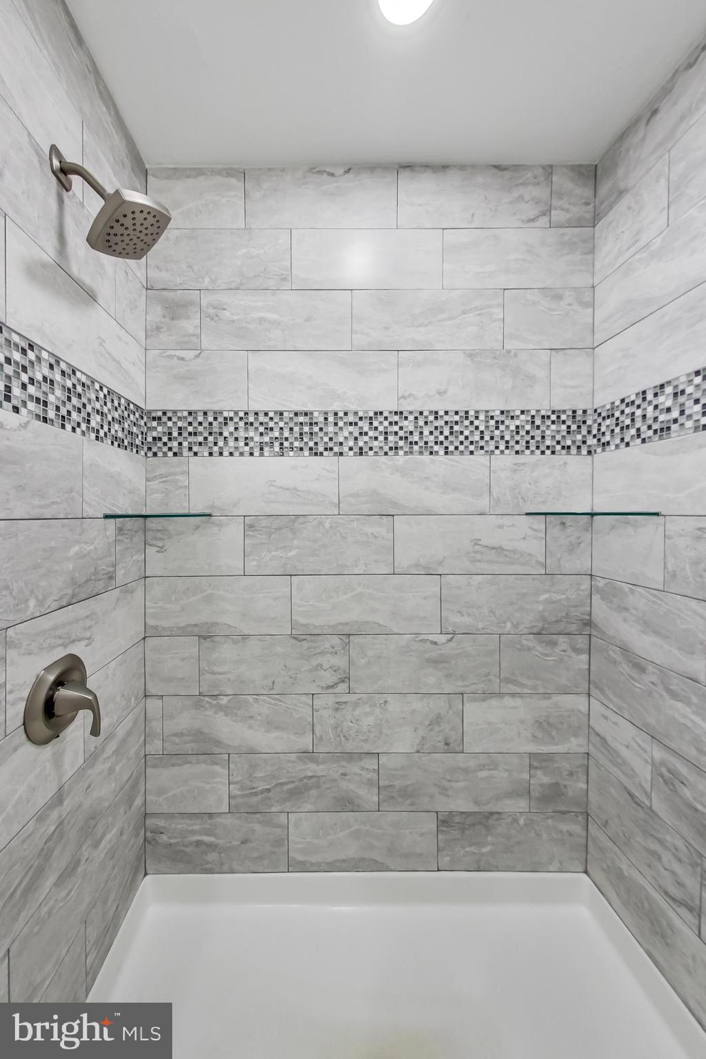 HIGHLAND GARDENS - Residential