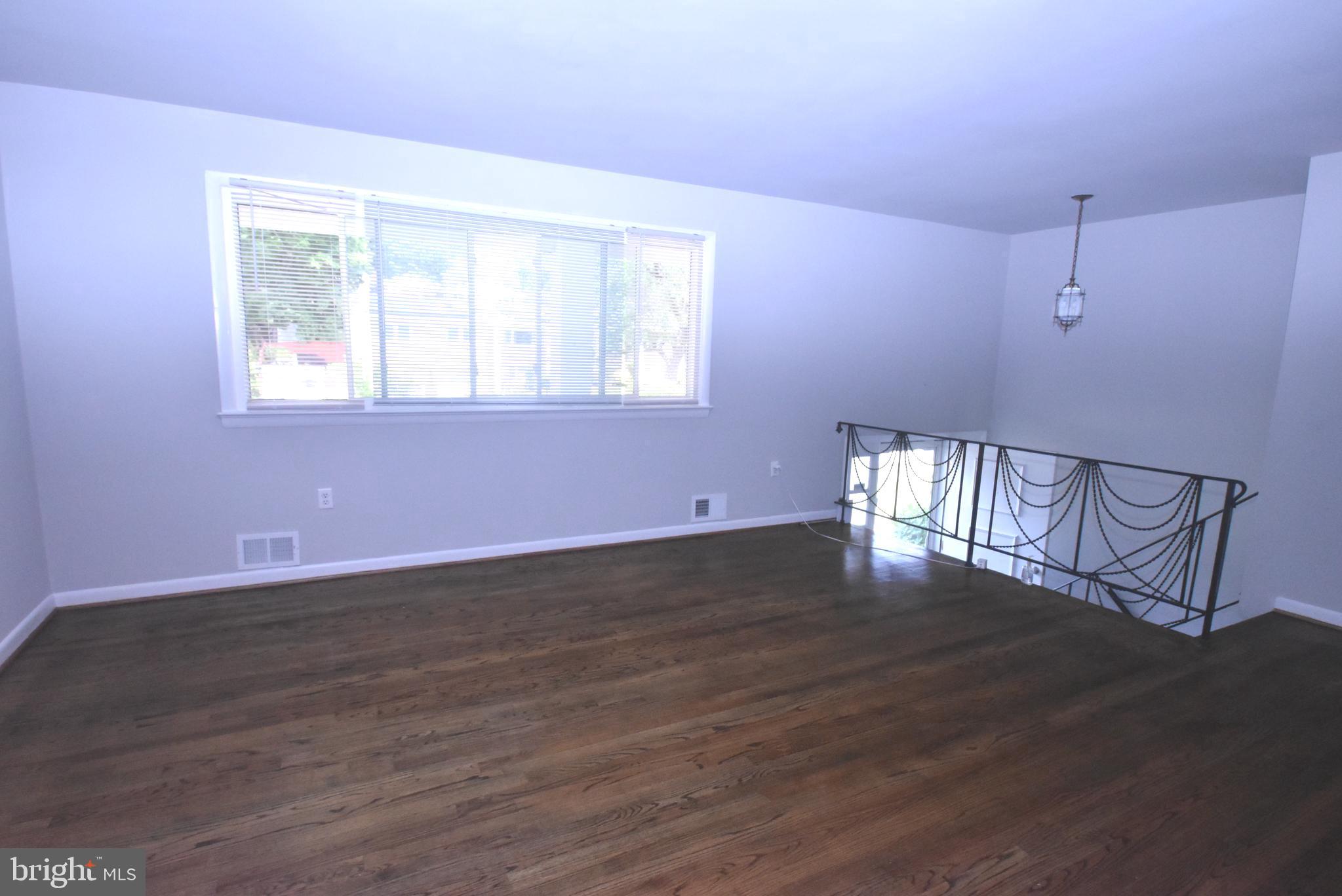 MARY-CATHERINE ESTATES - Residential