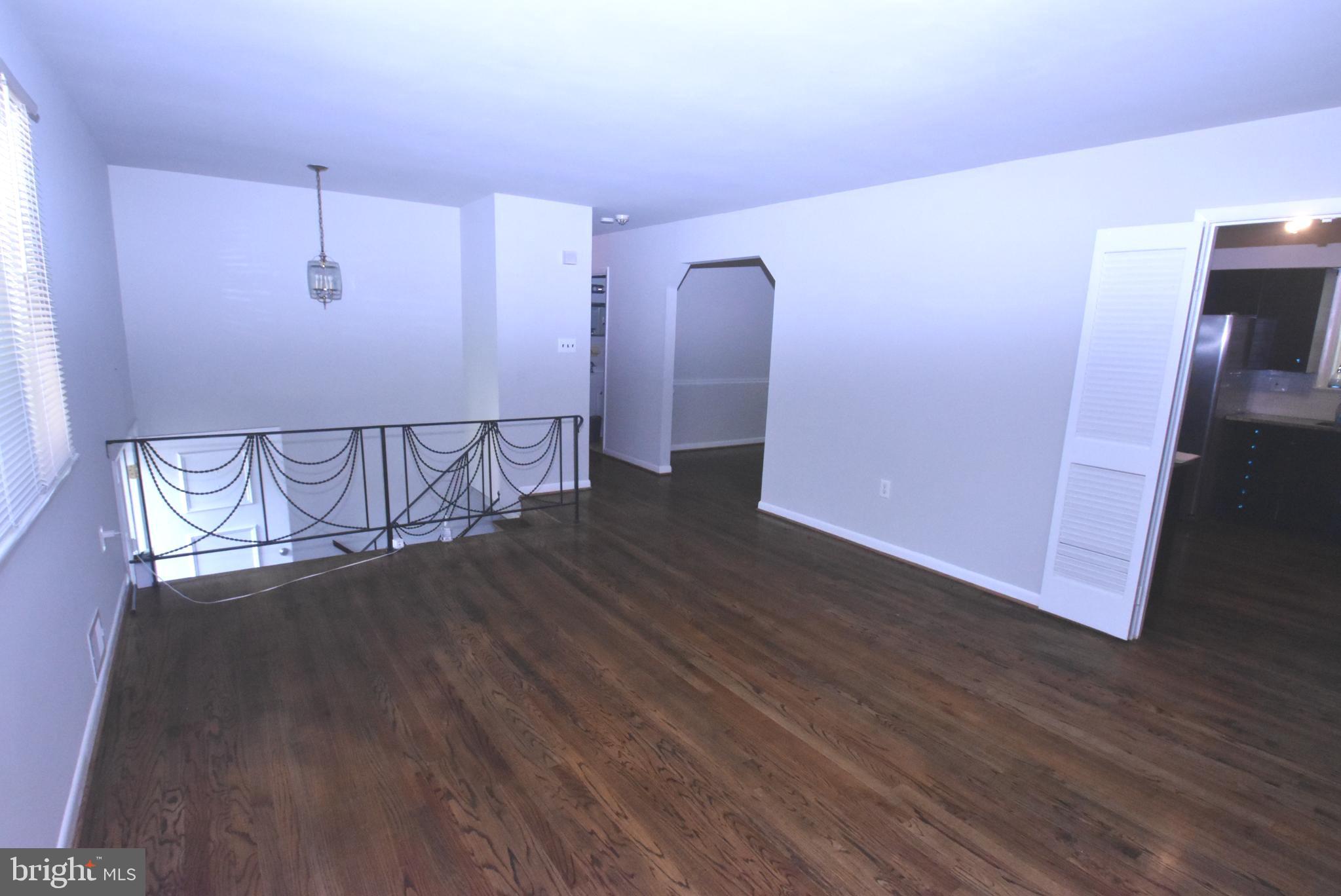 MARY-CATHERINE ESTATES - Residential