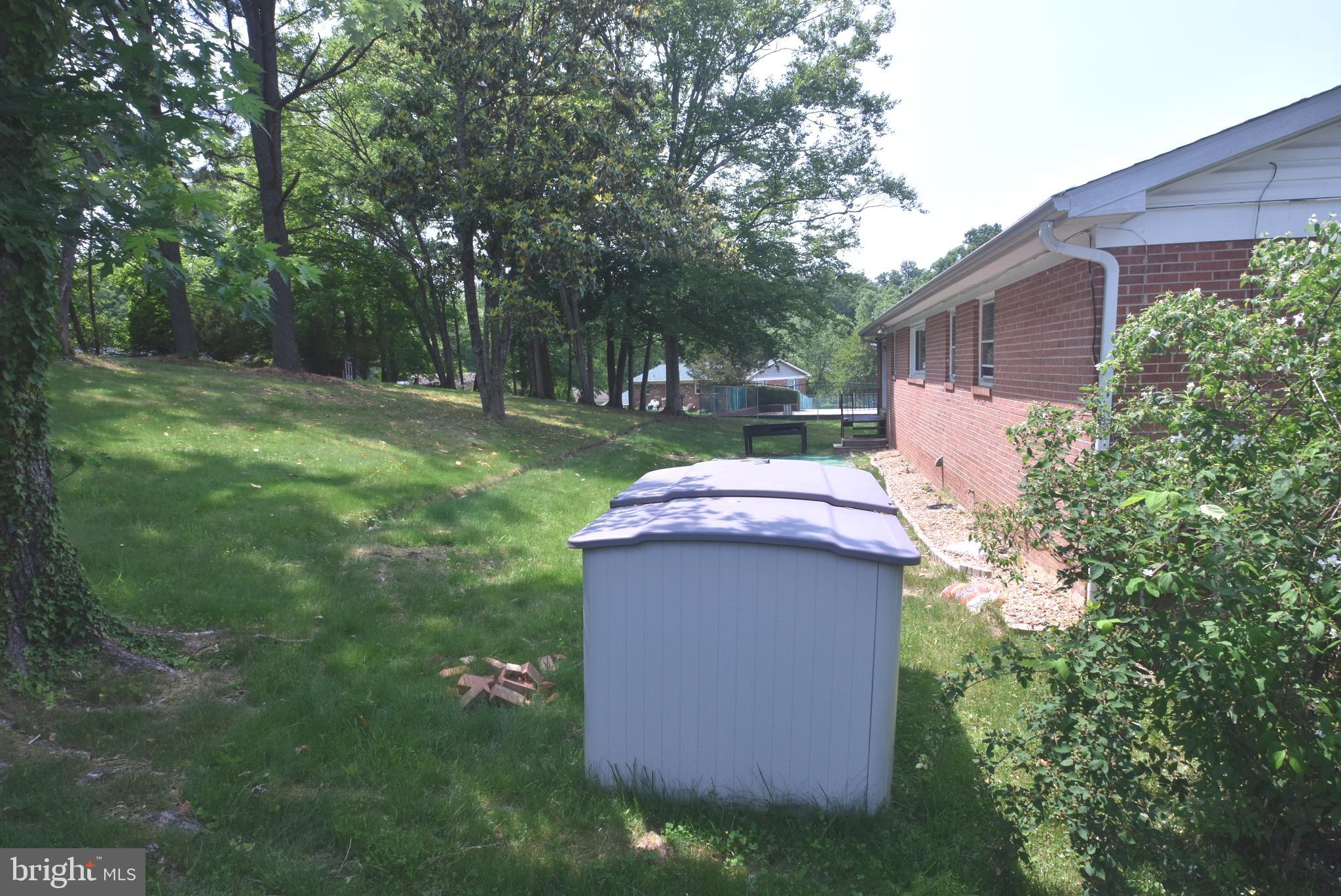 MARY-CATHERINE ESTATES - Residential