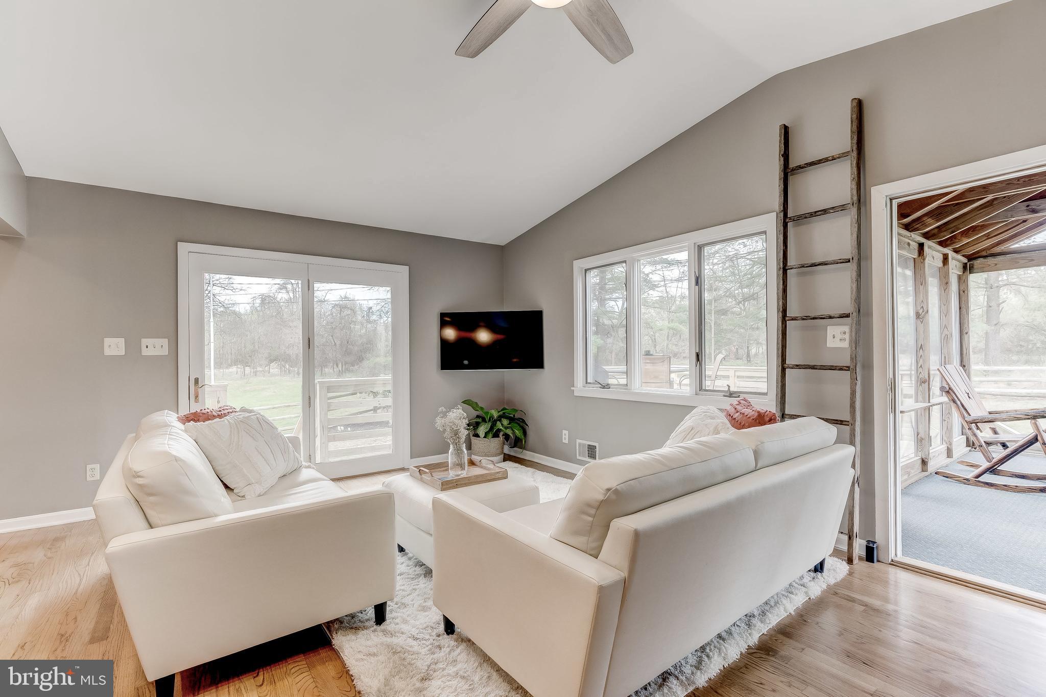 STONECREST - Residential