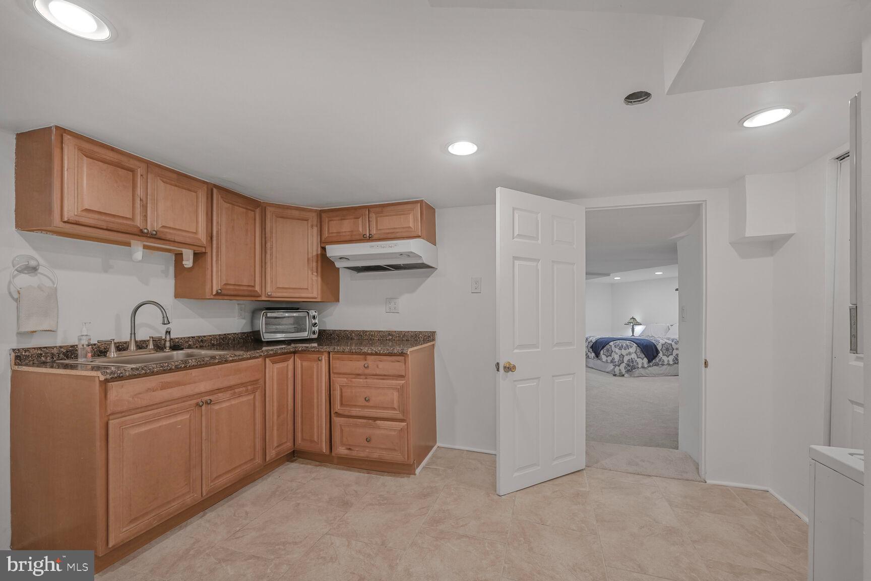 ROSEDALE PARK - Residential