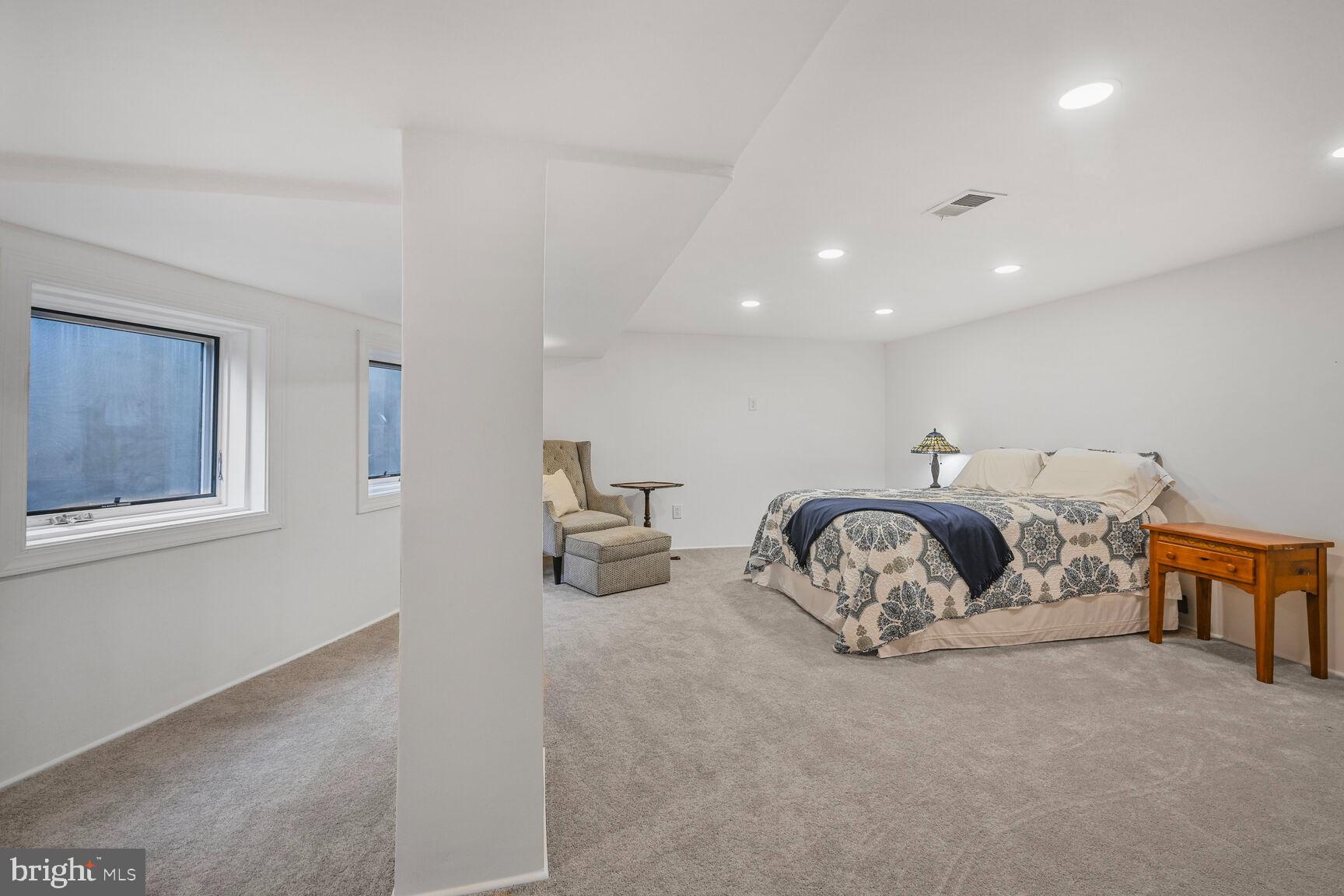 ROSEDALE PARK - Residential