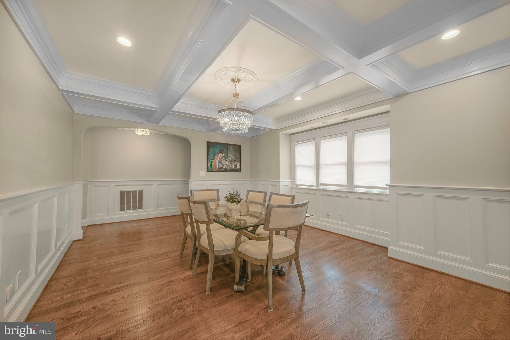 ROSEDALE PARK - Residential