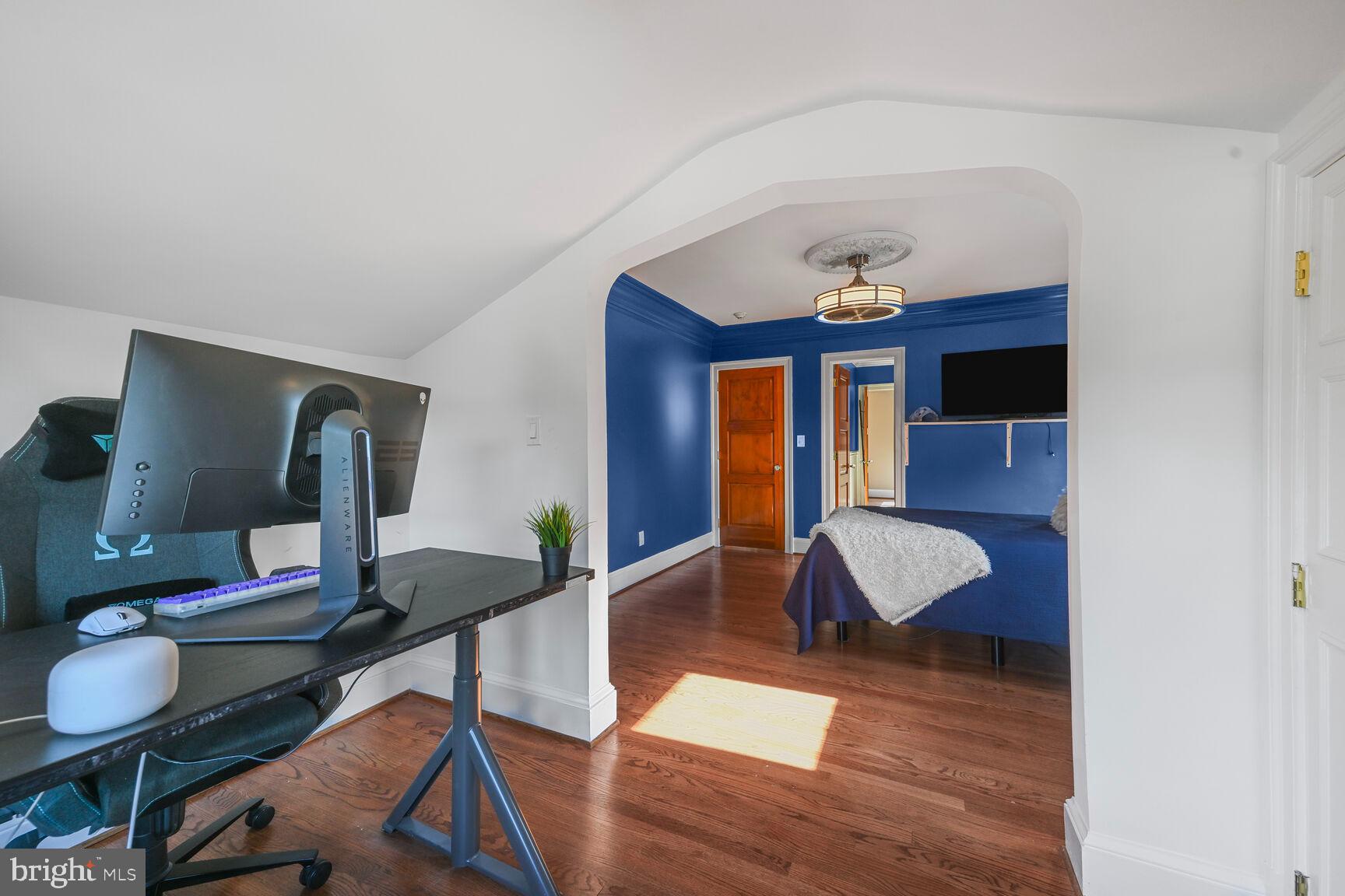 ROSEDALE PARK - Residential