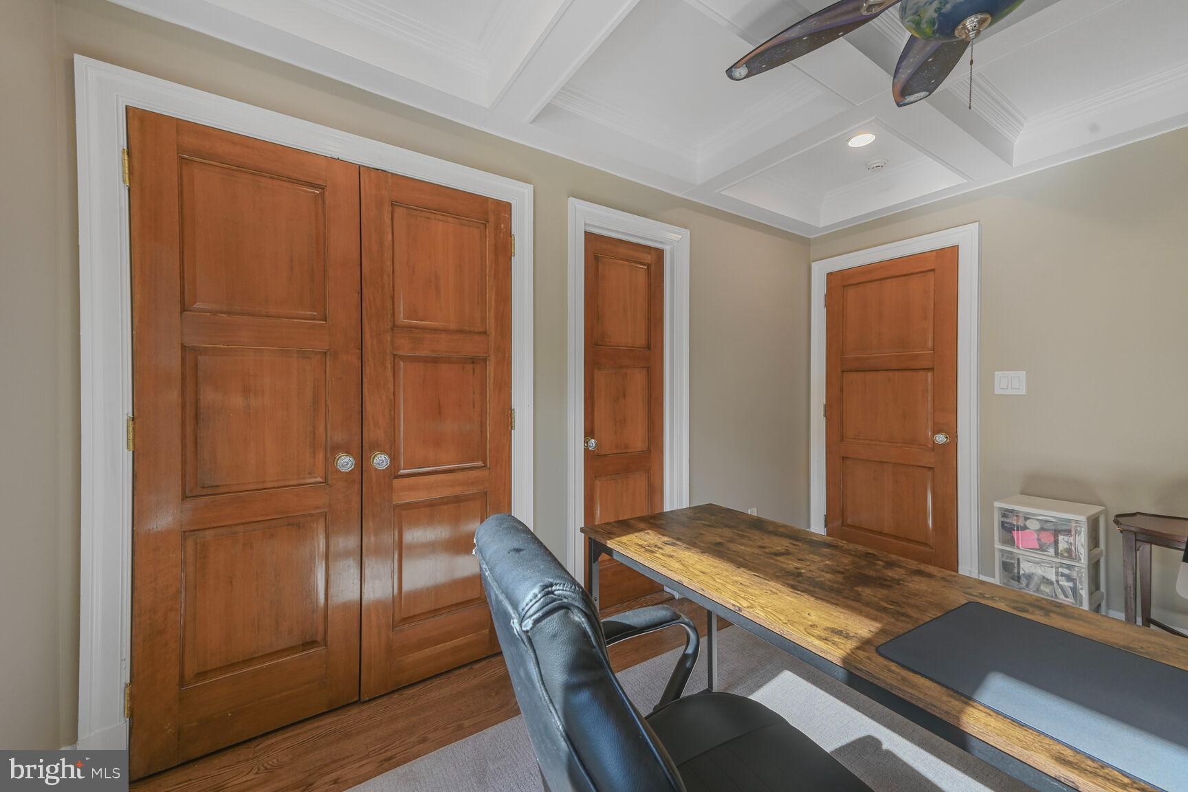 ROSEDALE PARK - Residential