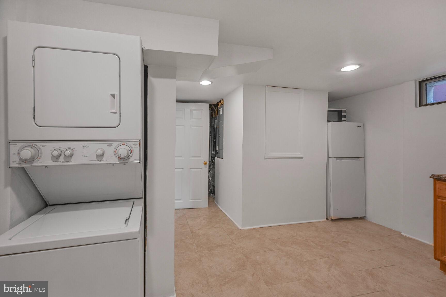 ROSEDALE PARK - Residential