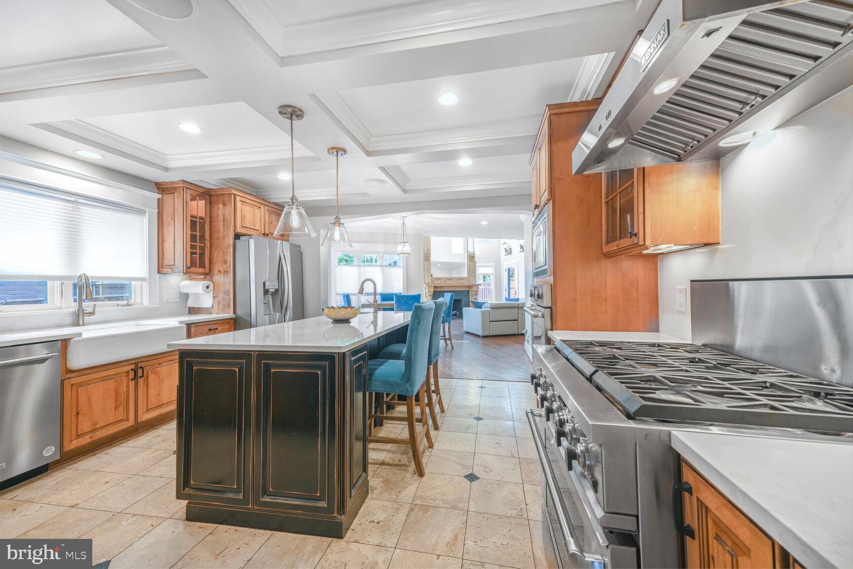 ROSEDALE PARK - Residential