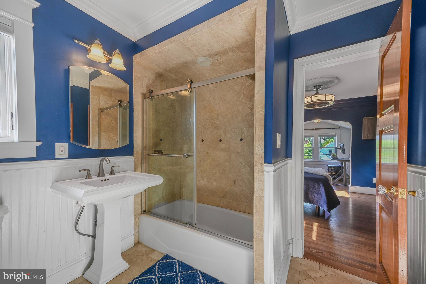 ROSEDALE PARK - Residential