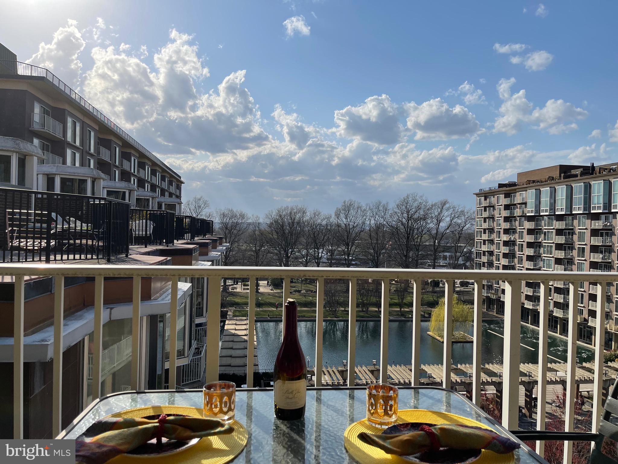 520 N STREET SW S618