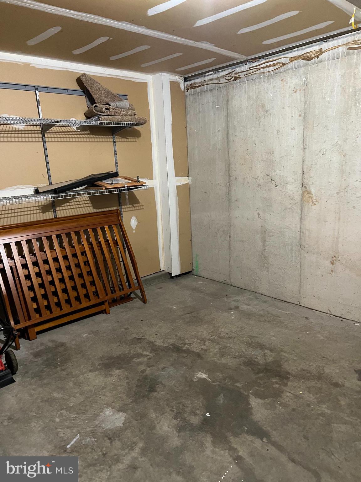 RUSSETT - Residential