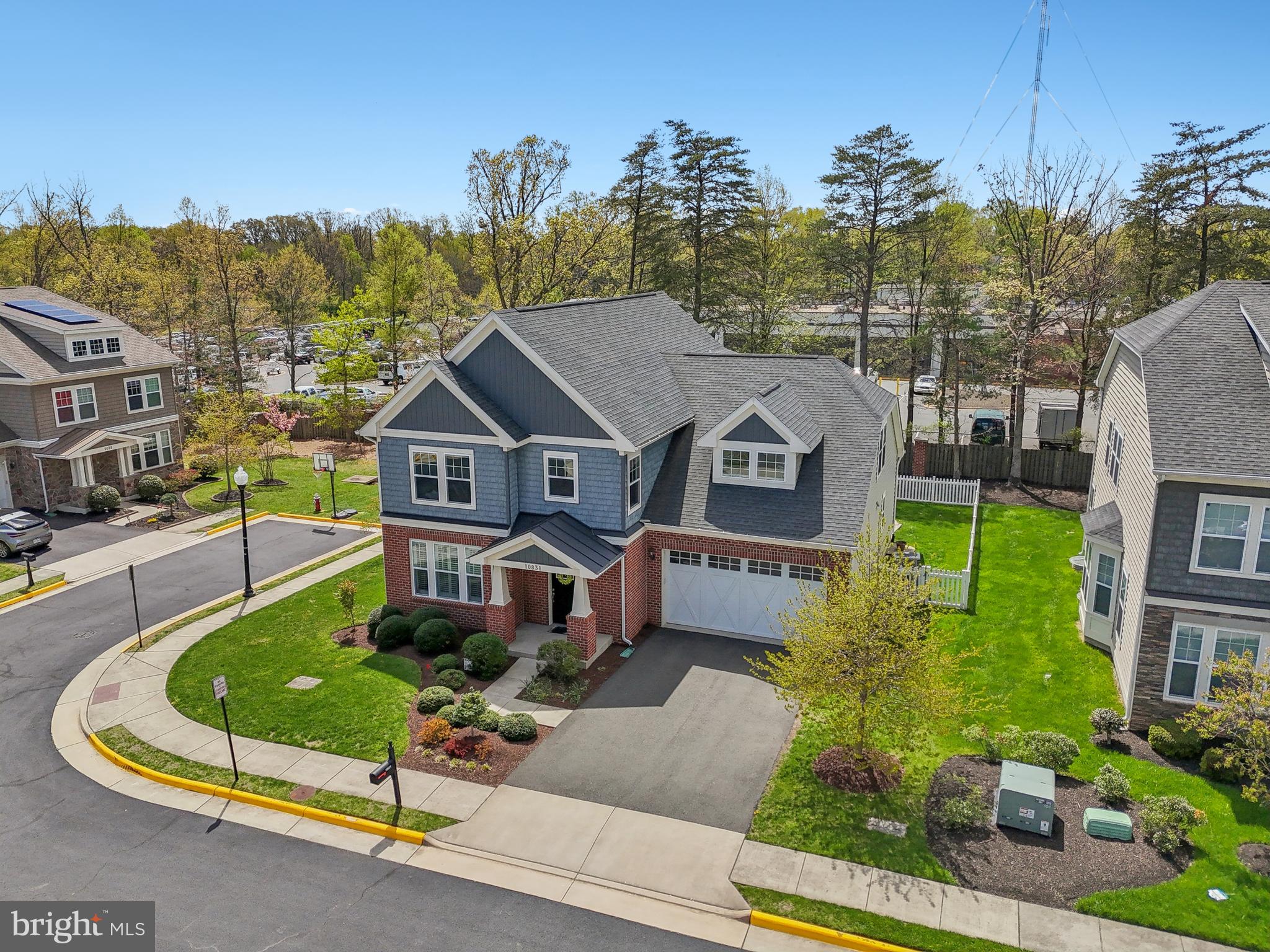 AVERY PARK - Residential