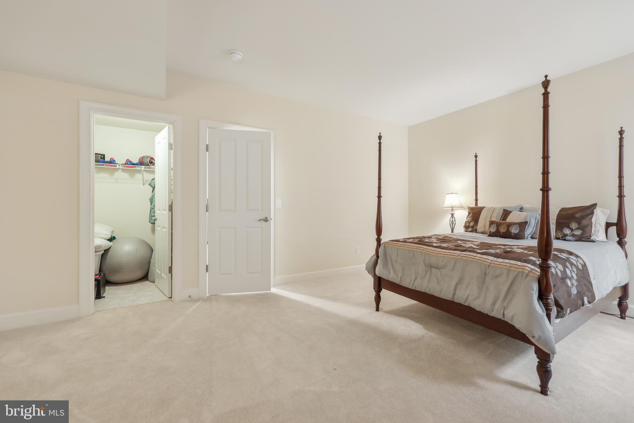 AVERY PARK - Residential