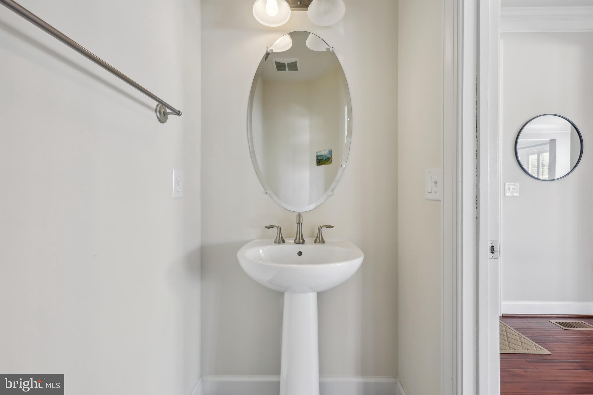 AVERY PARK - Residential