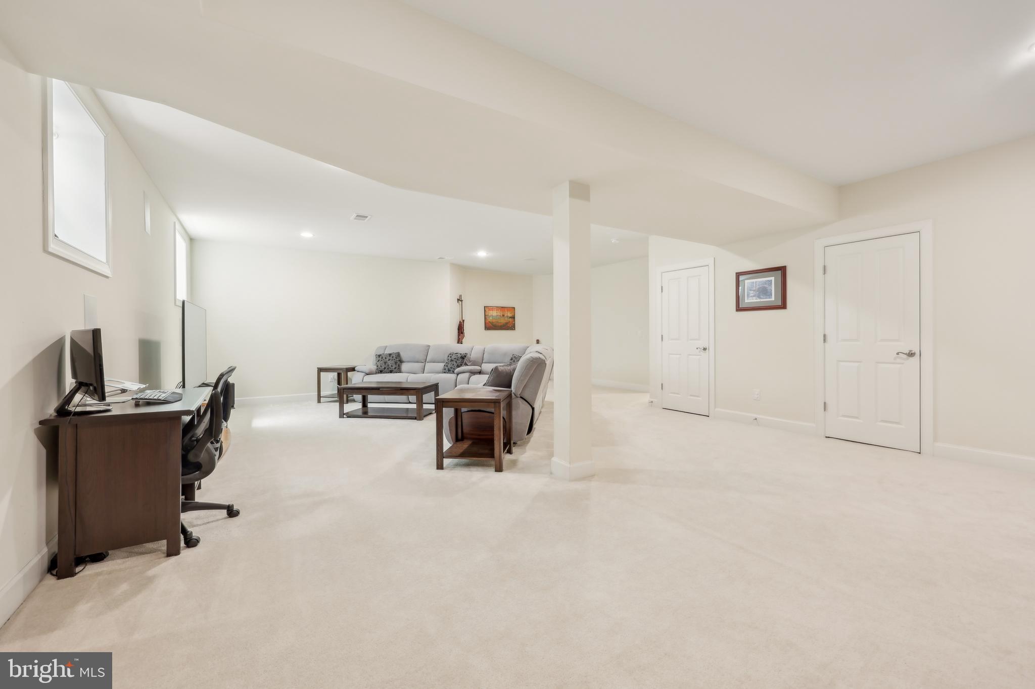 AVERY PARK - Residential