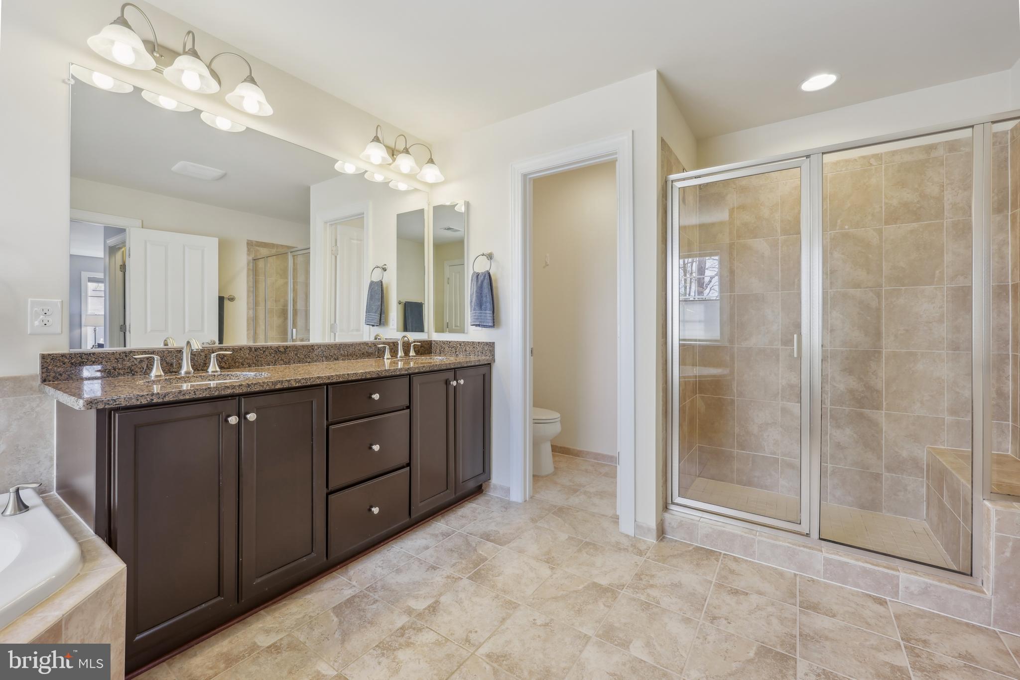 AVERY PARK - Residential