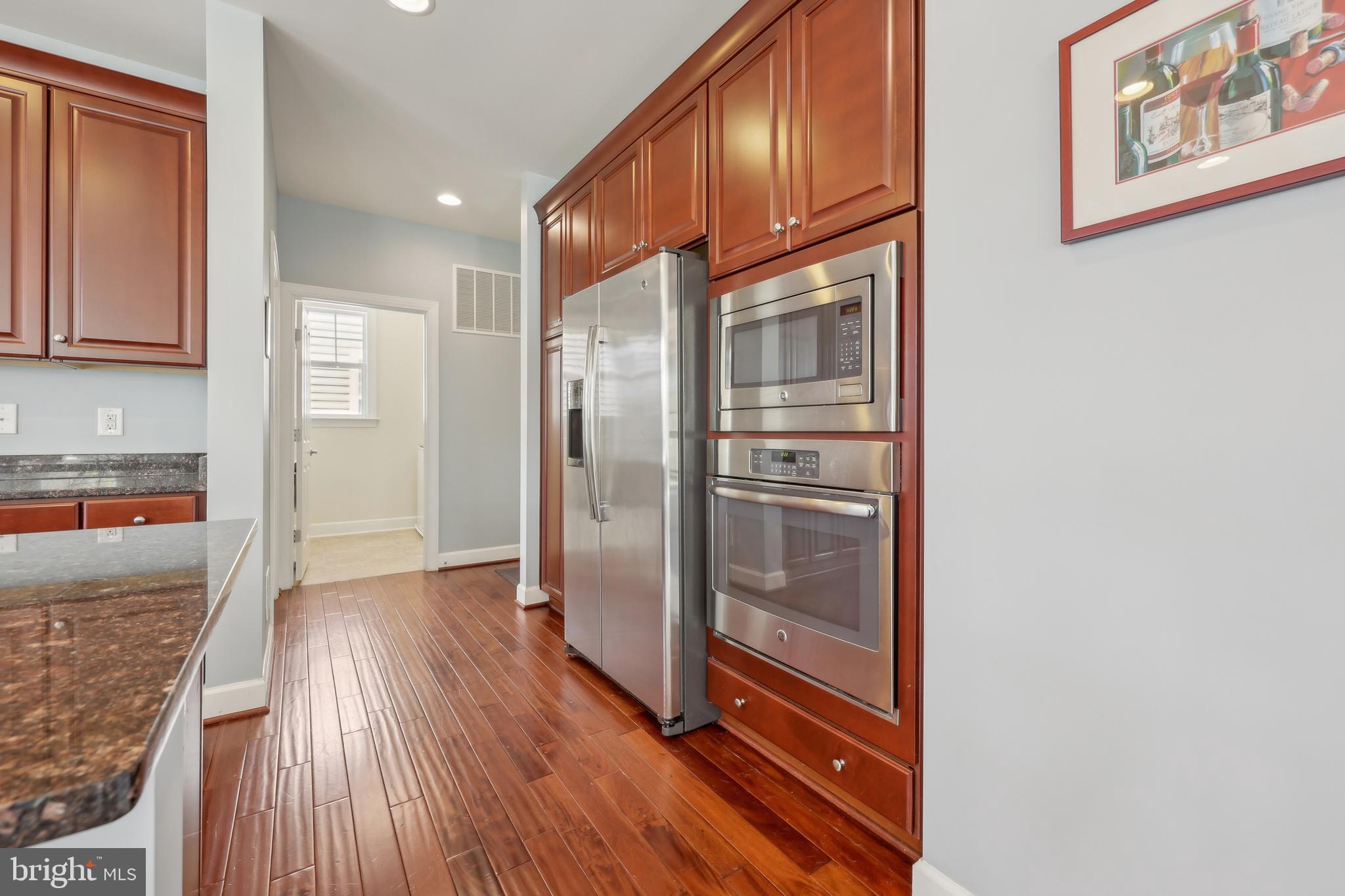 AVERY PARK - Residential