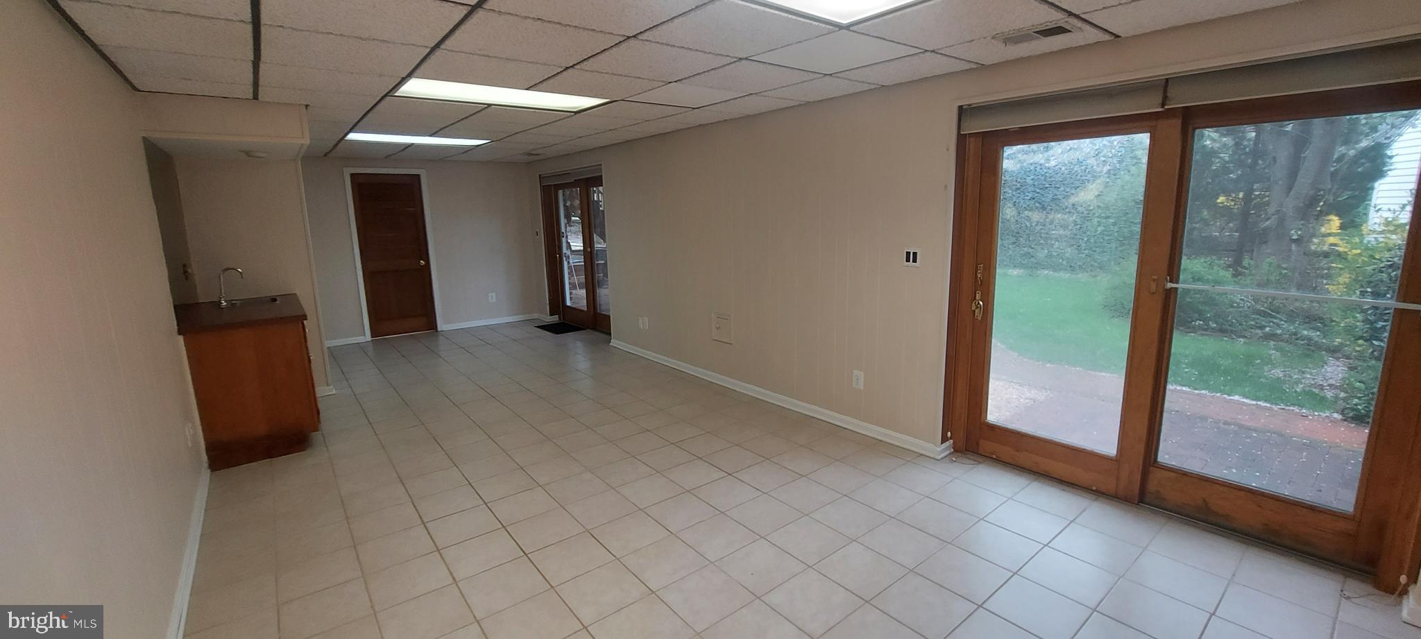 PLEASANT RIDGE - Residential Lease