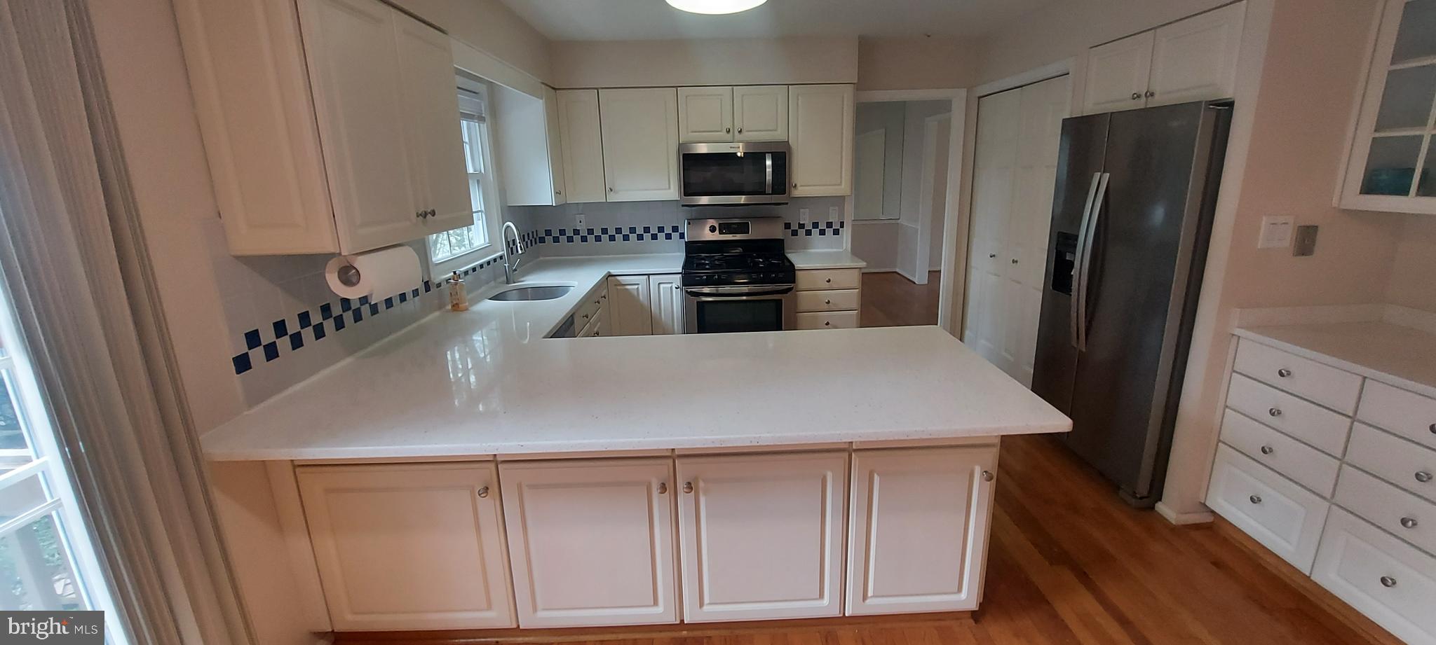 PLEASANT RIDGE - Residential Lease